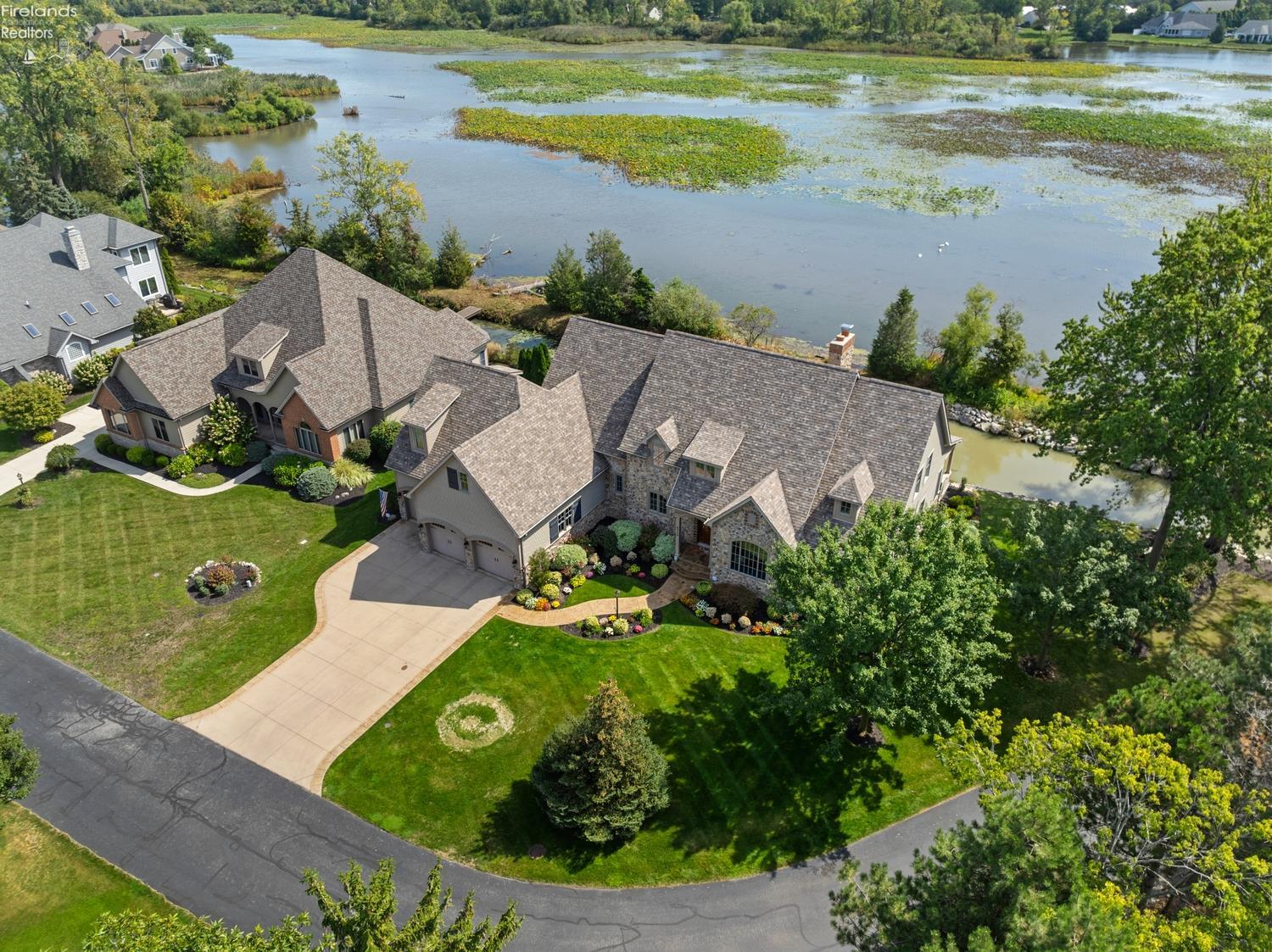 4712 Marsh View Drive