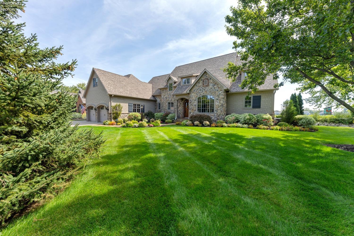 4712 Marsh View Drive