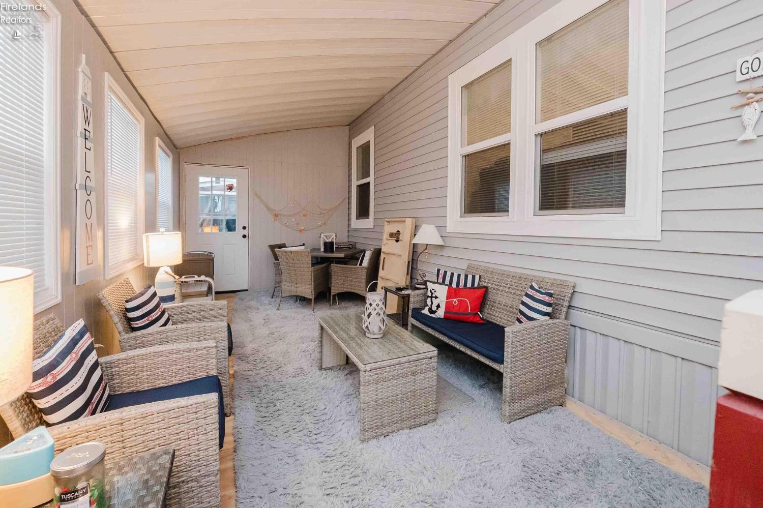 8175 E Northshore Boulevard 15