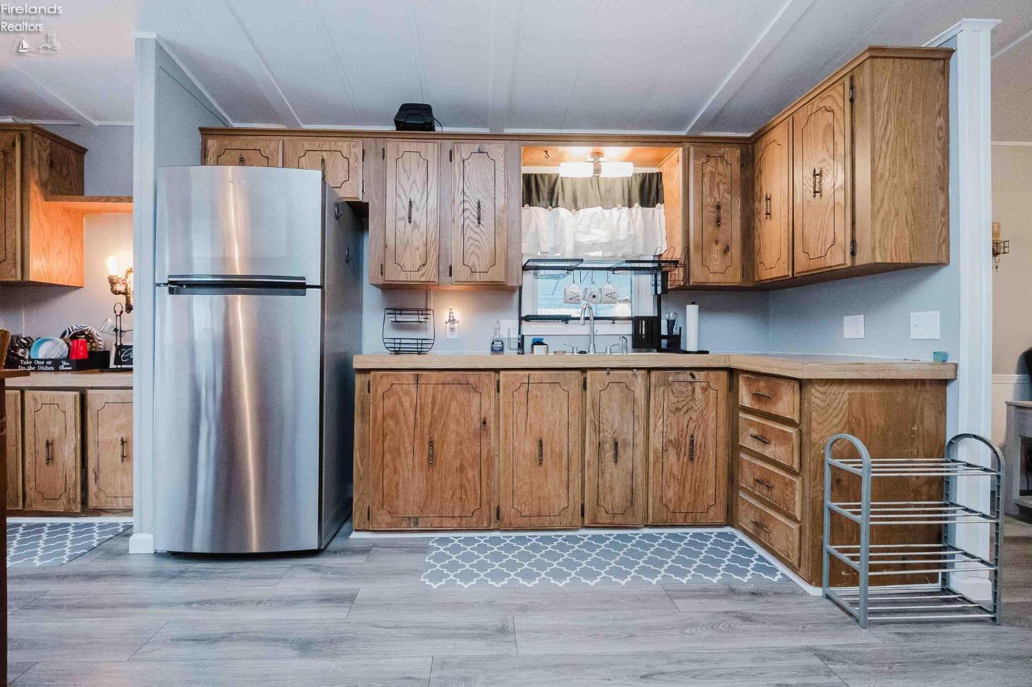 8175 E Northshore Boulevard 15