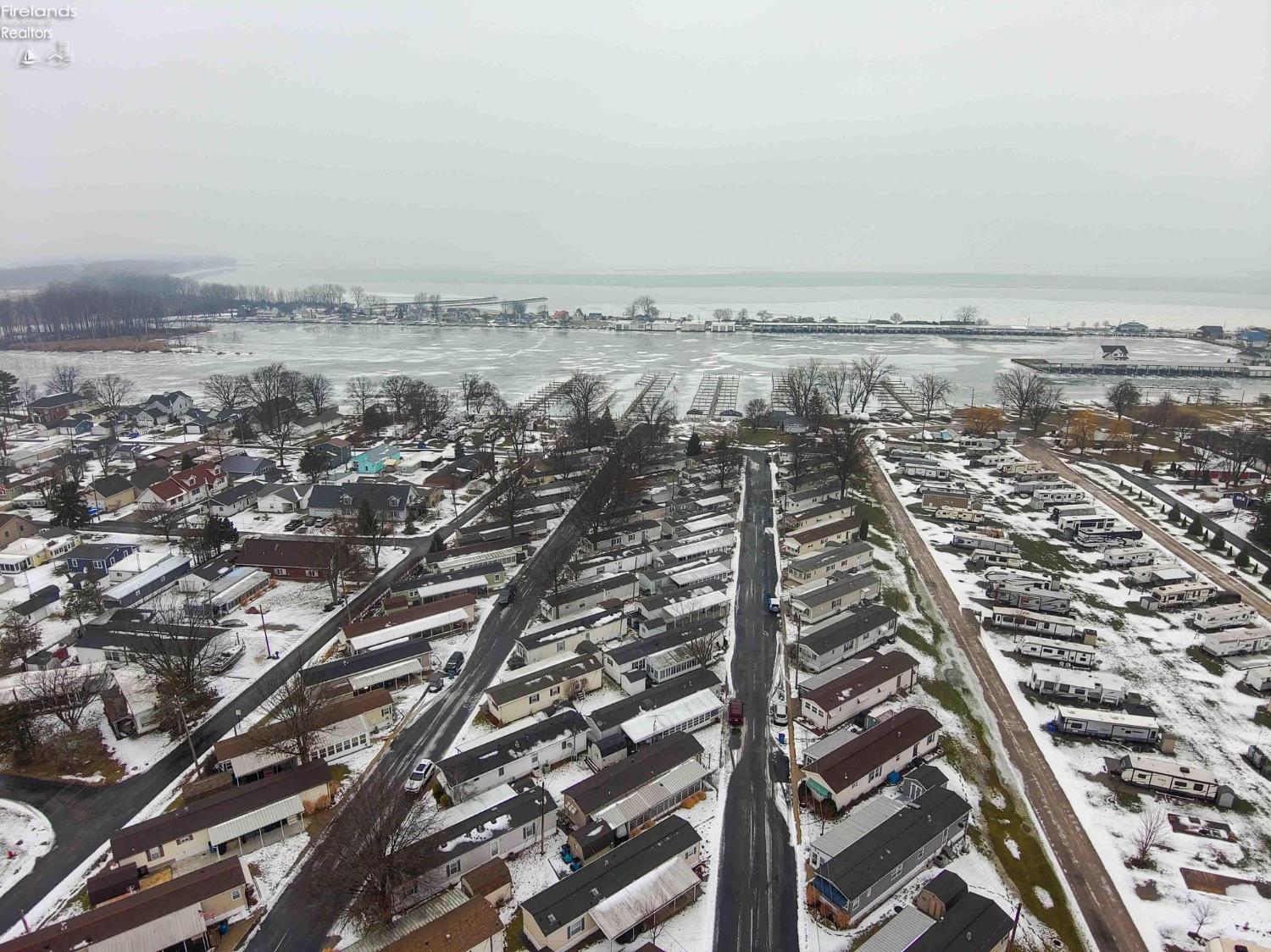 8175 E Northshore Boulevard 15