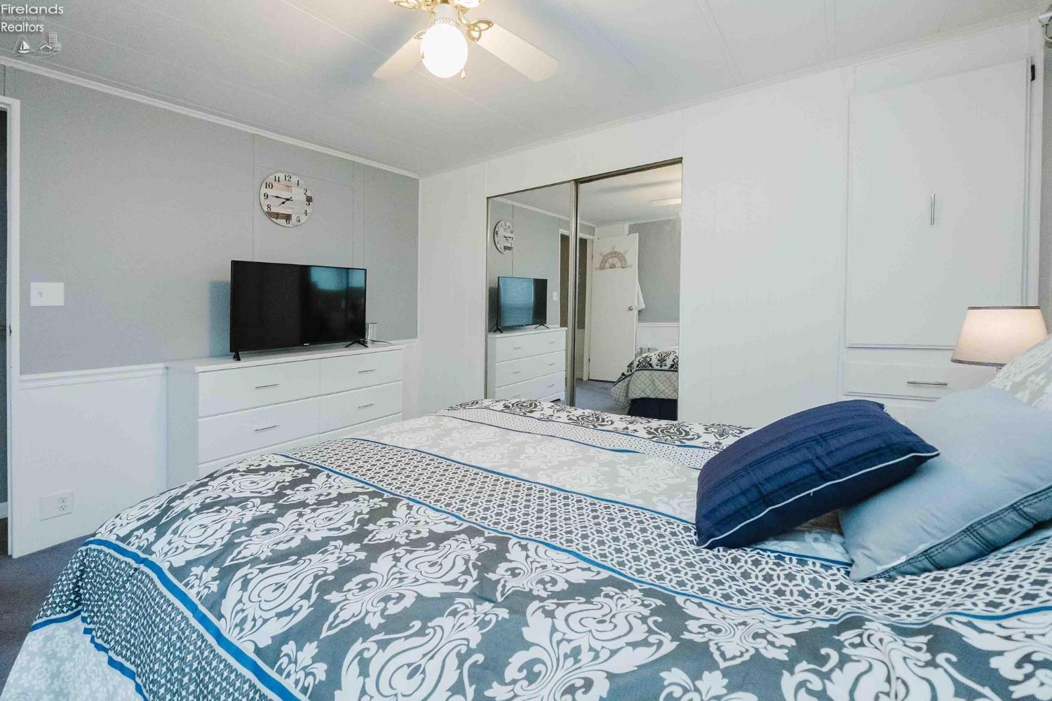 8175 E Northshore Boulevard 15