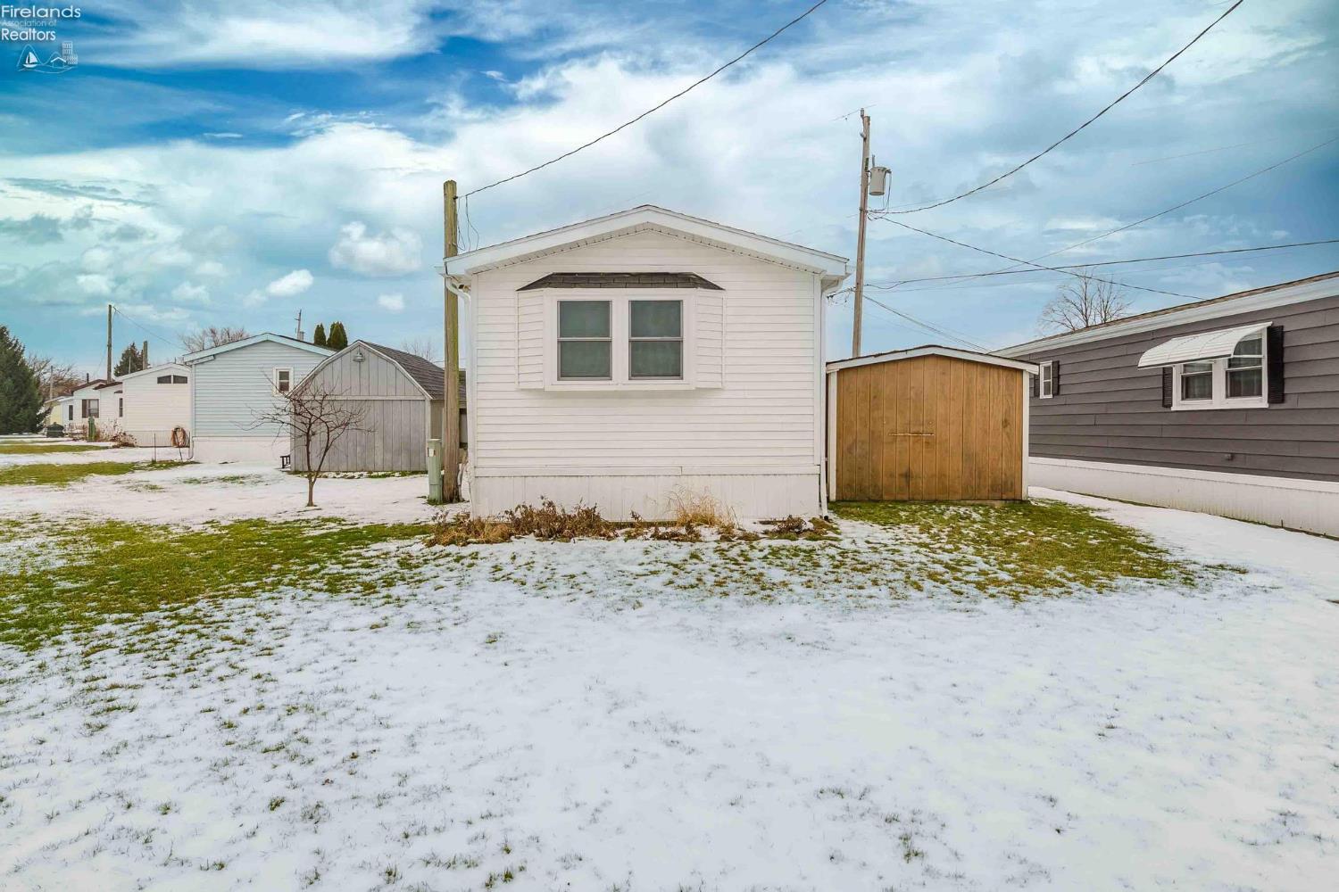 8175 E Northshore Boulevard 15