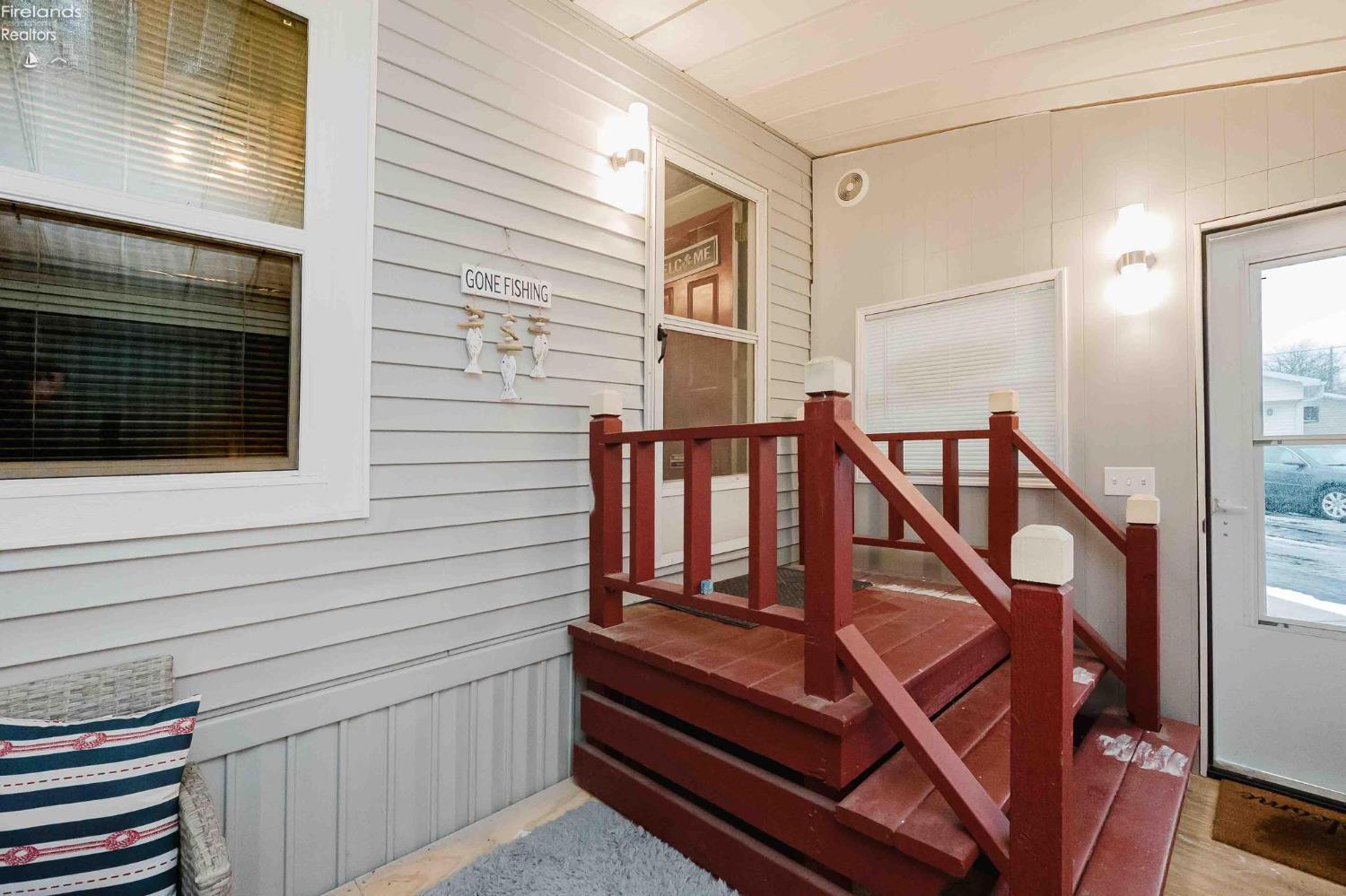 8175 E Northshore Boulevard 15