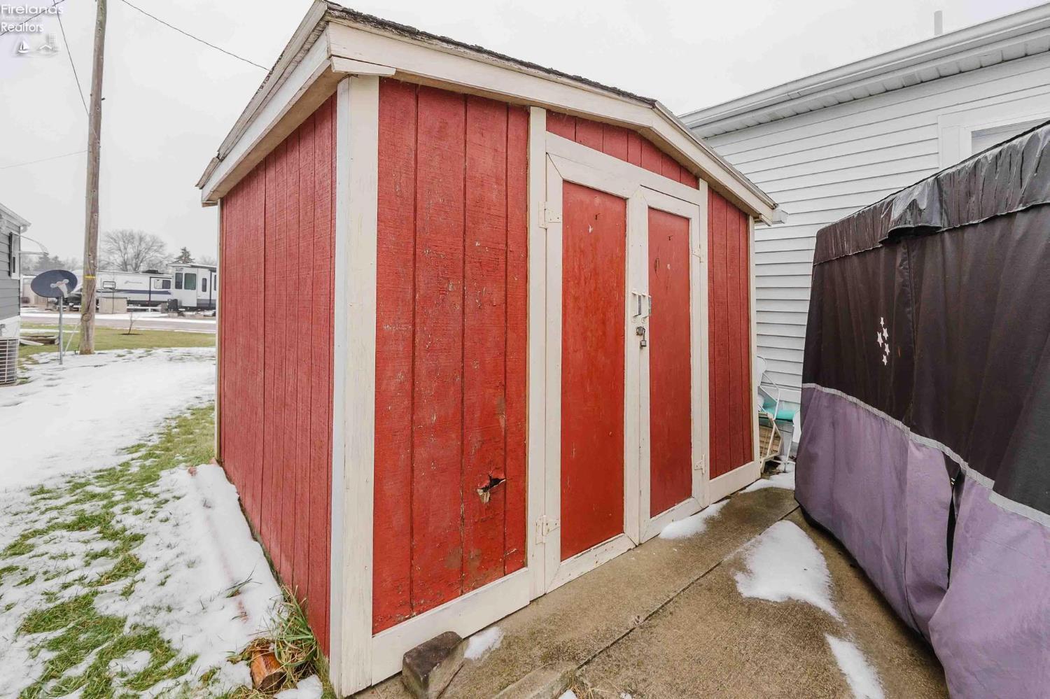 8175 E Northshore Boulevard 15