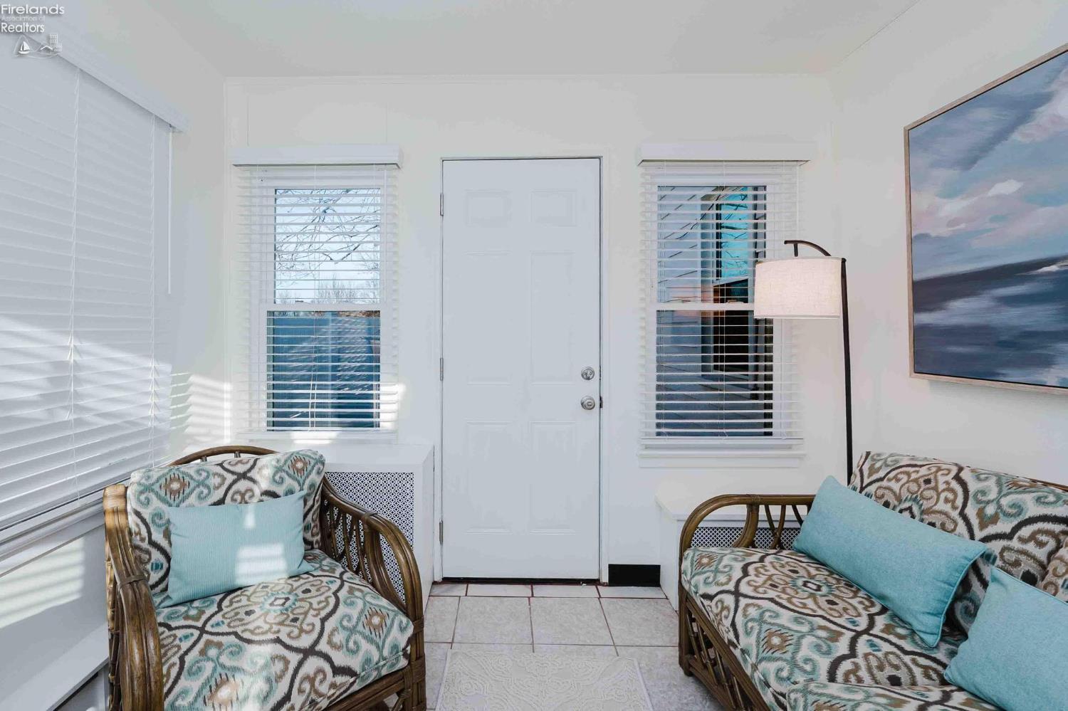 12235 W State Route 105