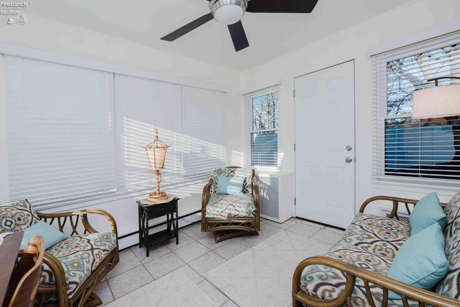 12235 W State Route 105