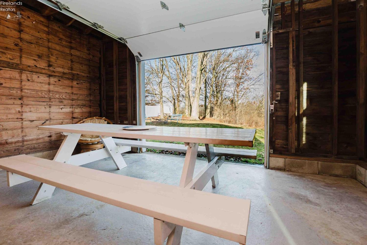 12235 W State Route 105