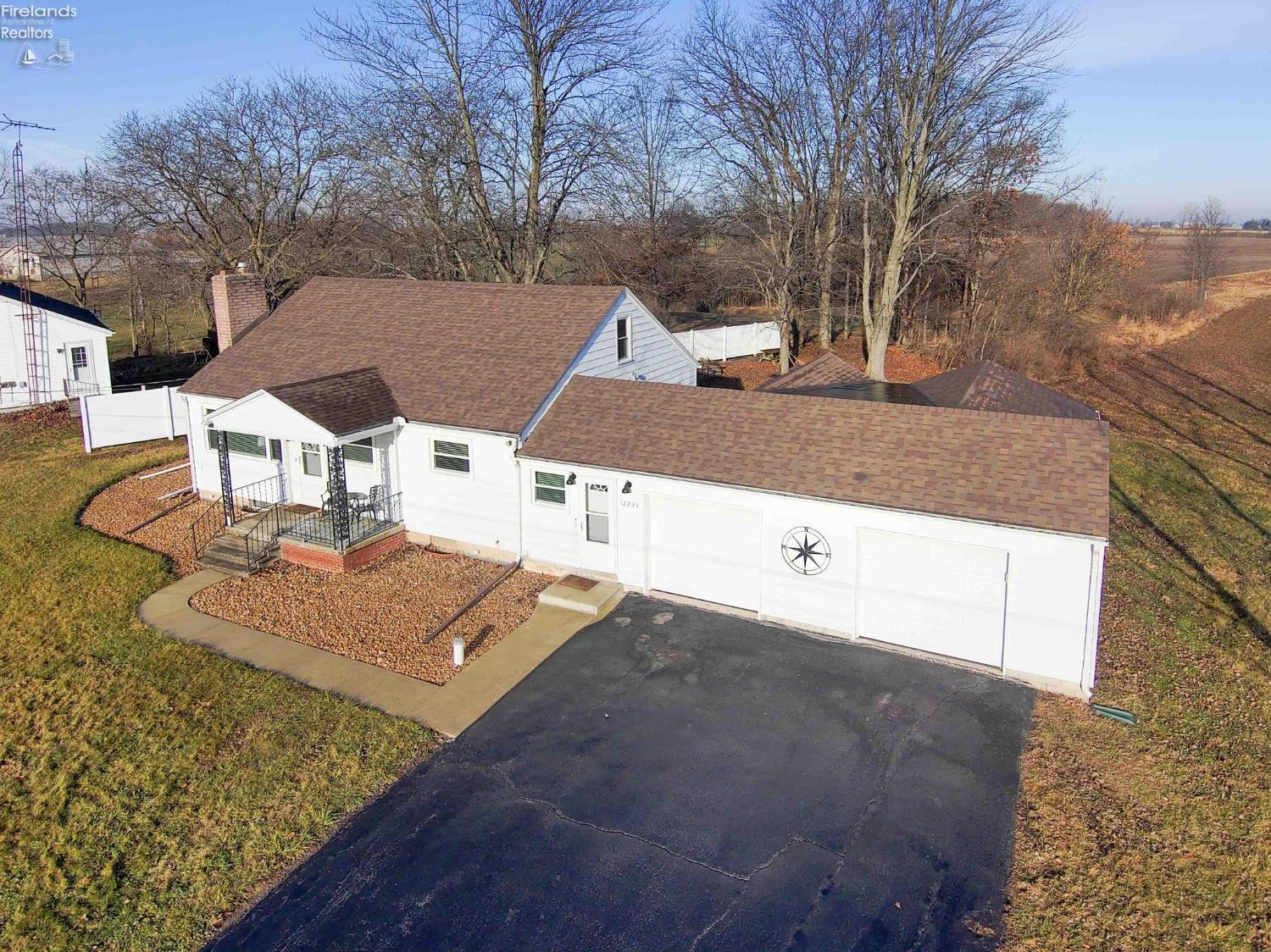 12235 W State Route 105