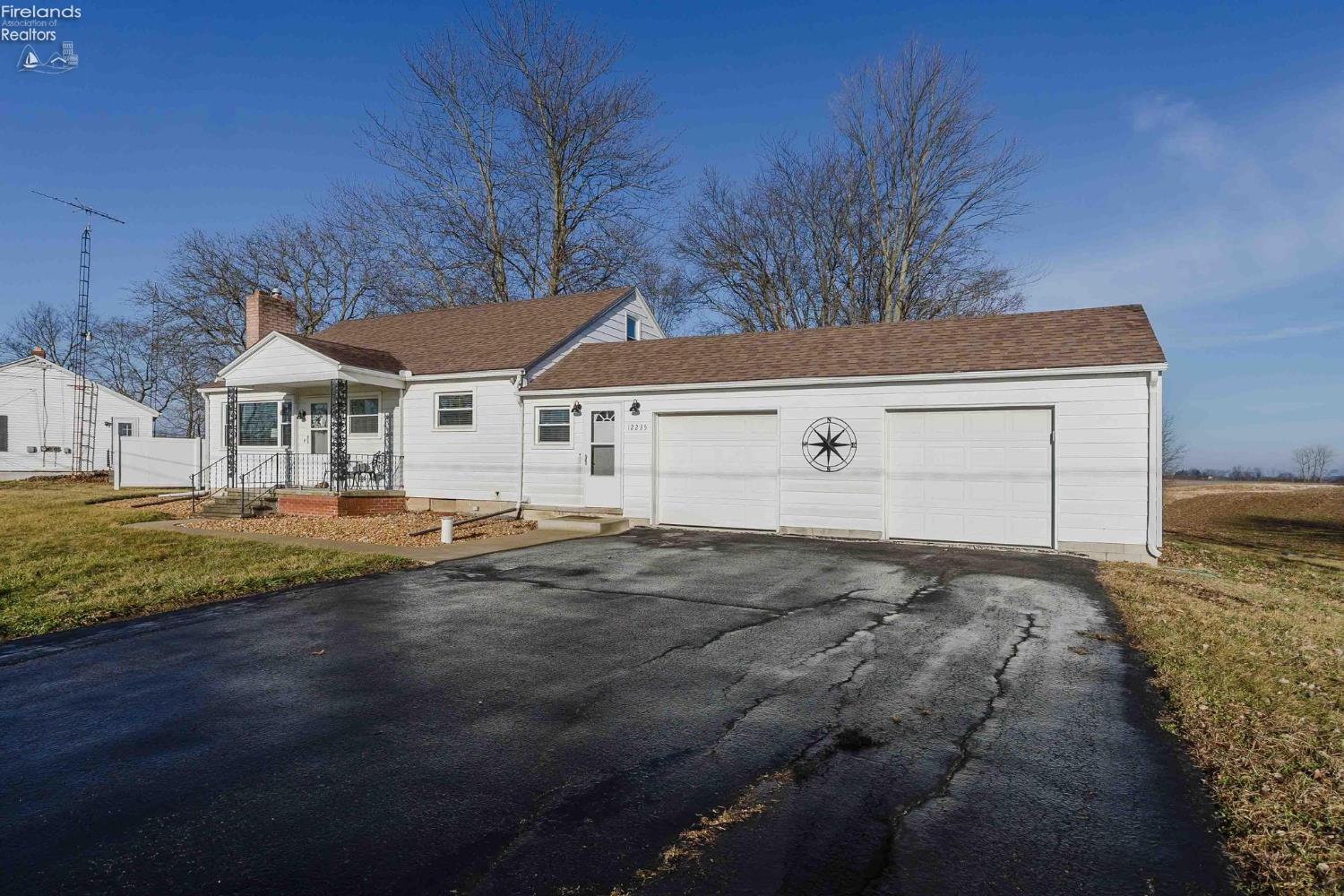 12235 W State Route 105