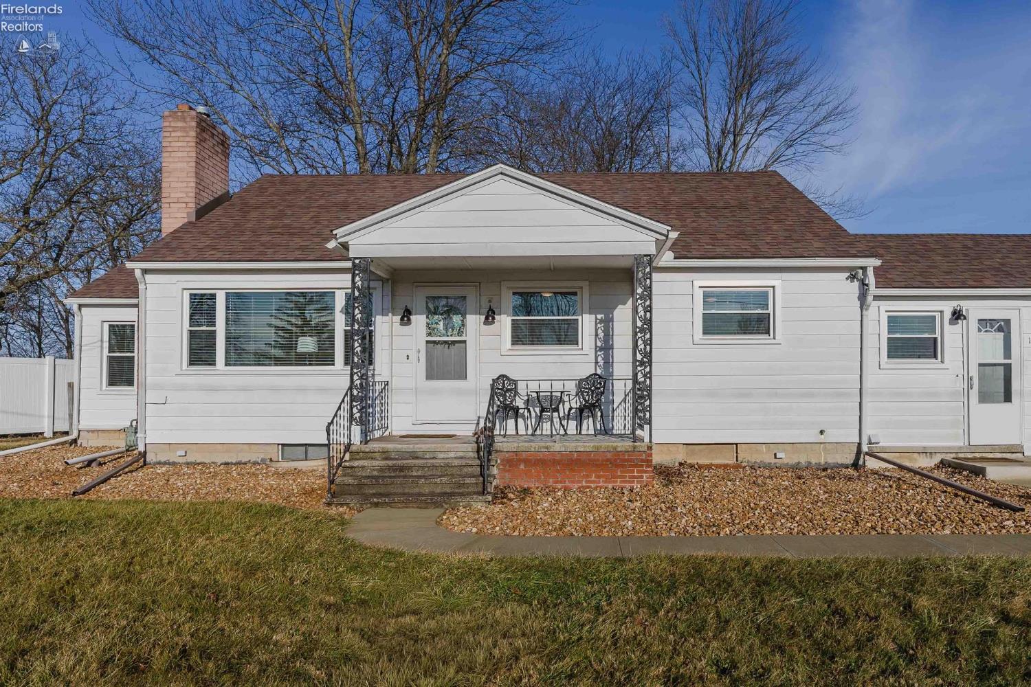 12235 W State Route 105