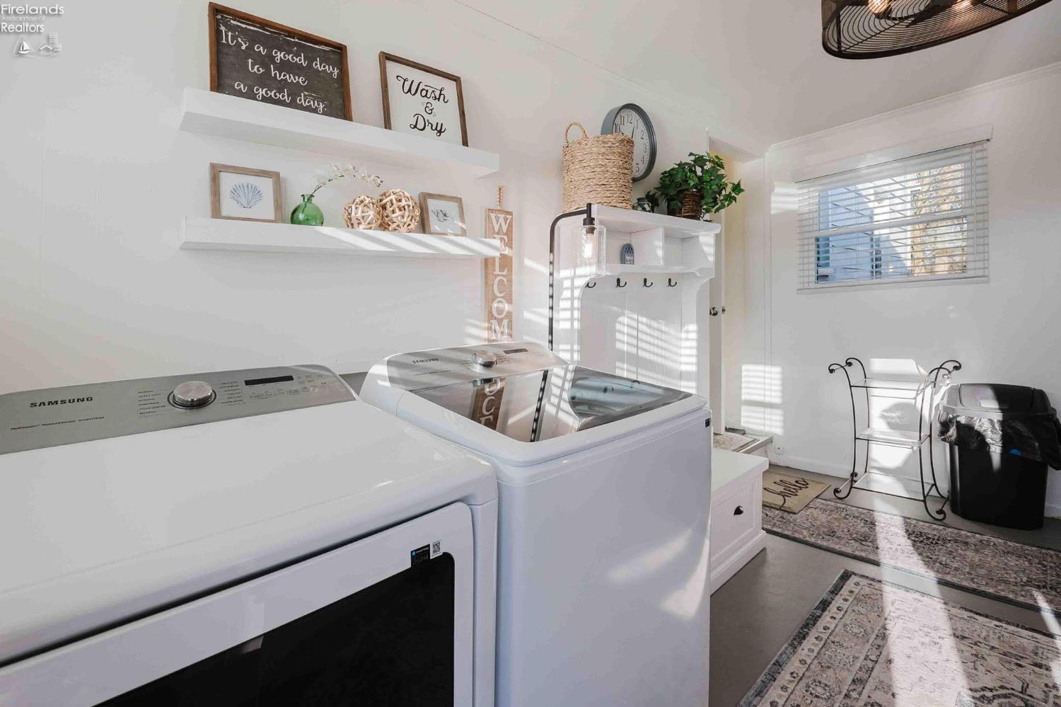 12235 W State Route 105