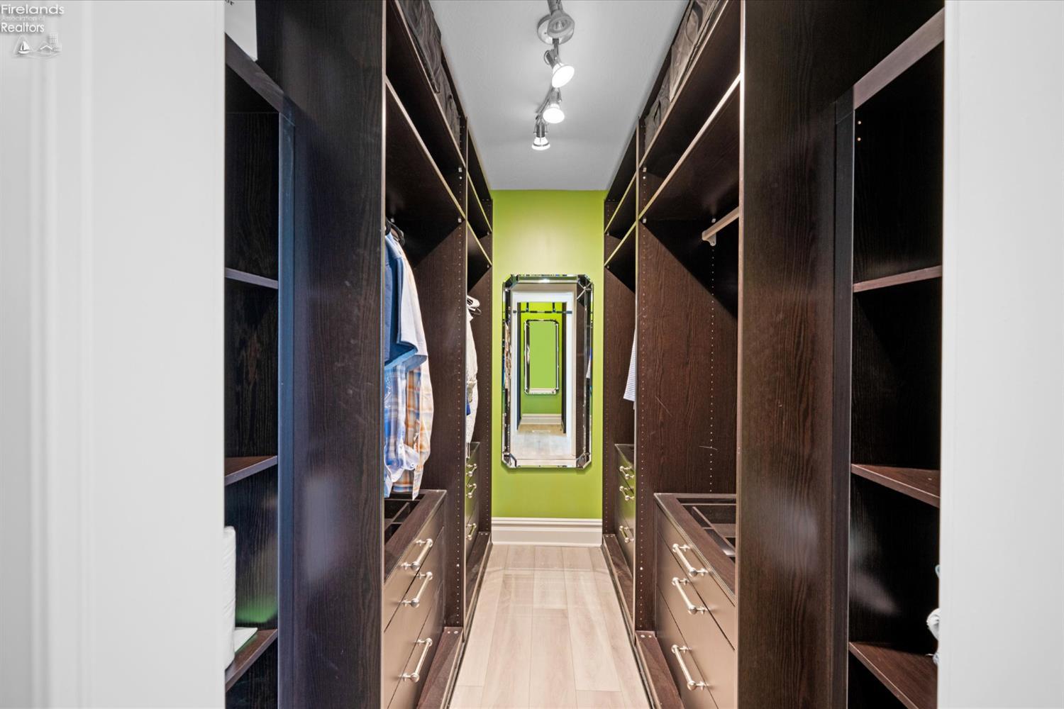 2822 N Noreaster Cove Drive