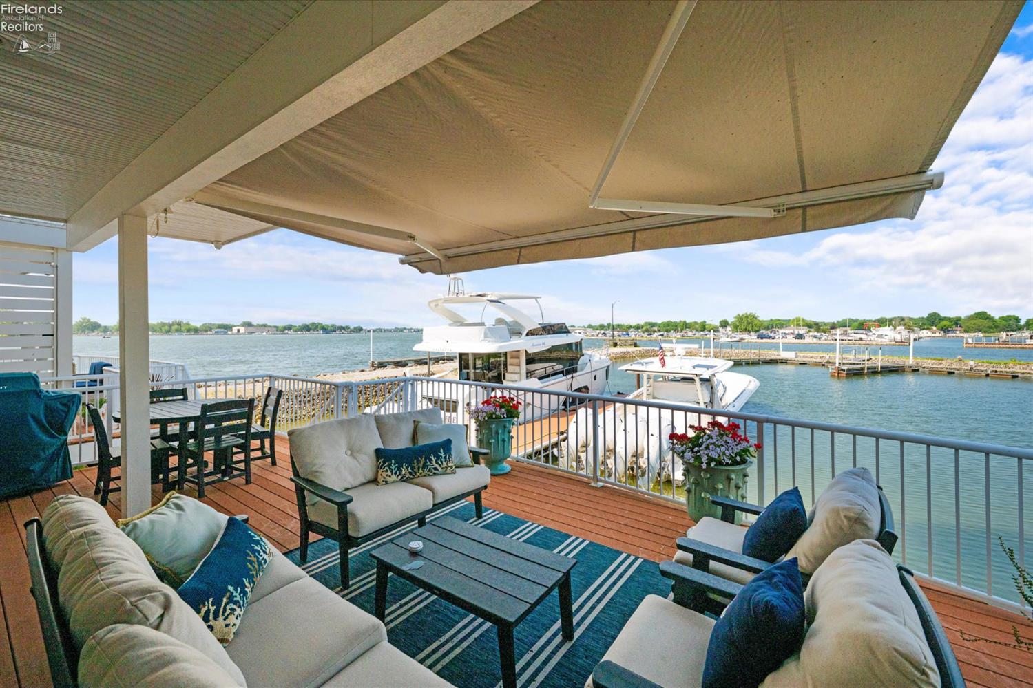 2822 N Noreaster Cove Drive