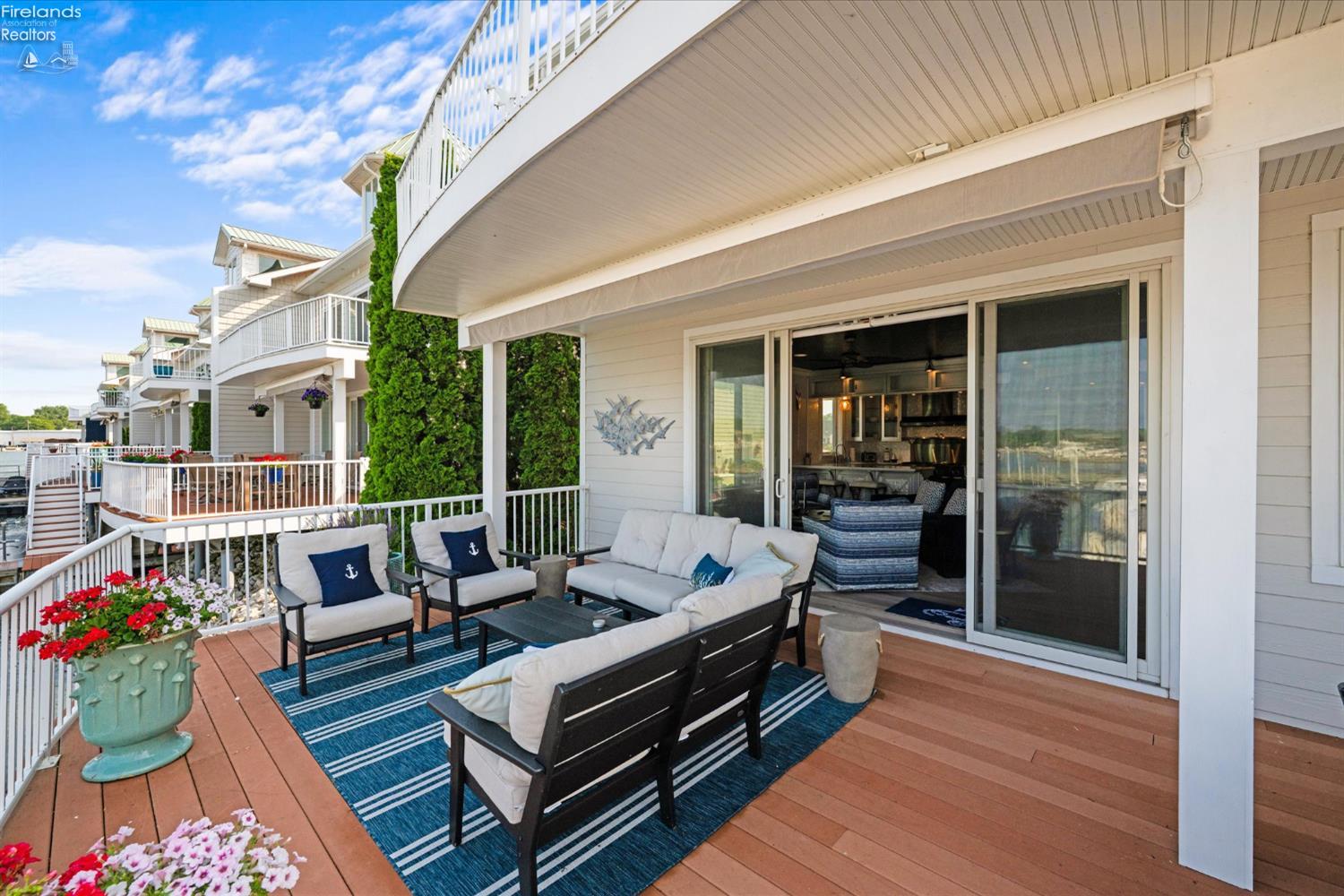 2822 N Noreaster Cove Drive