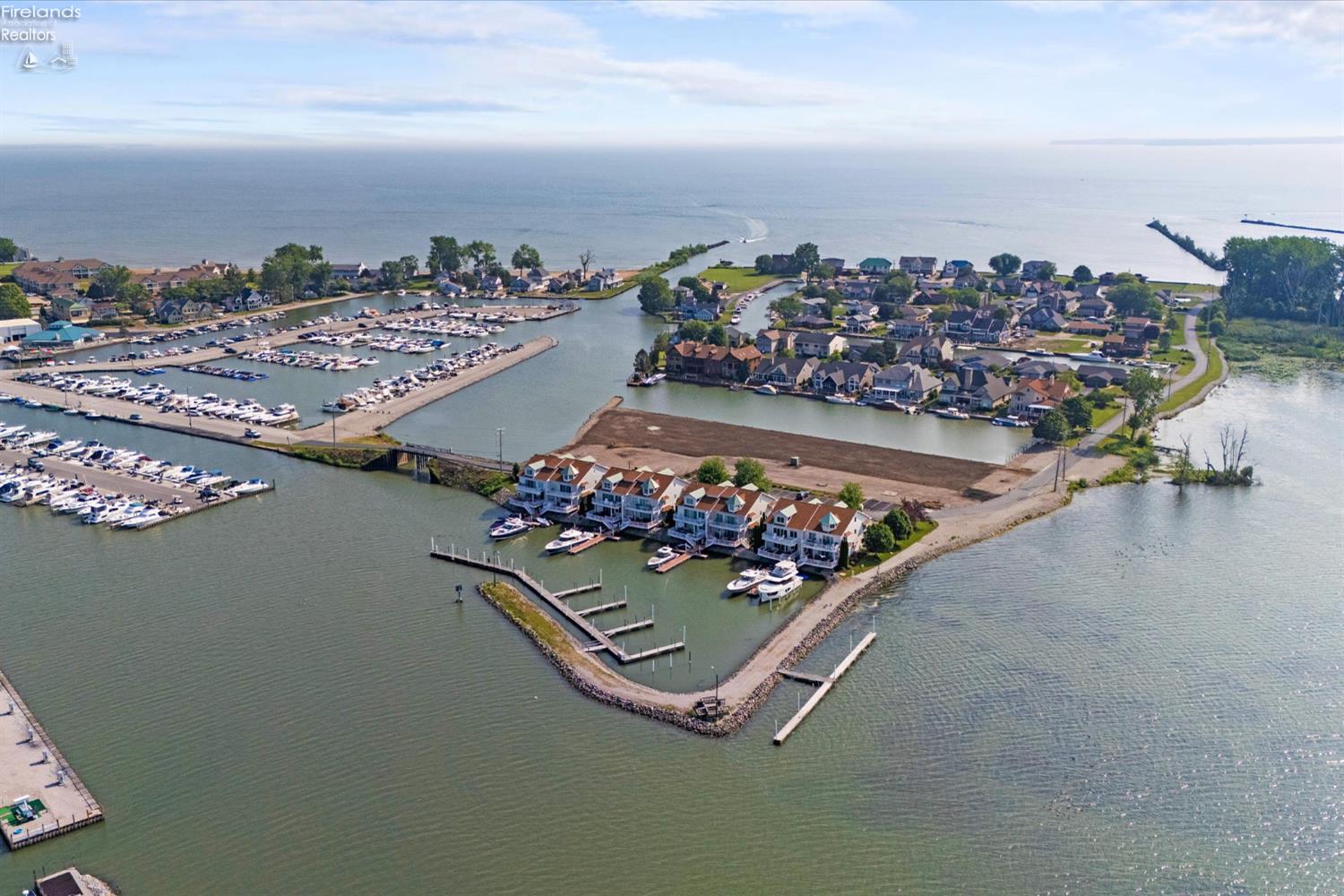 2822 N Noreaster Cove Drive