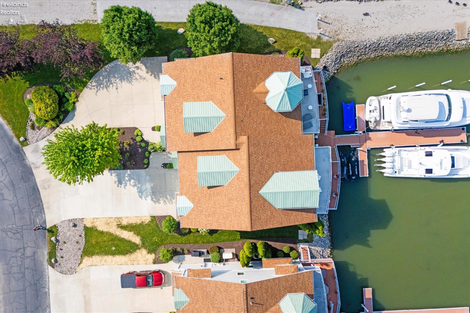 2822 N Noreaster Cove Drive