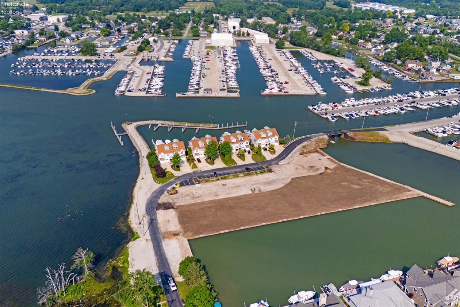 2822 N Noreaster Cove Drive