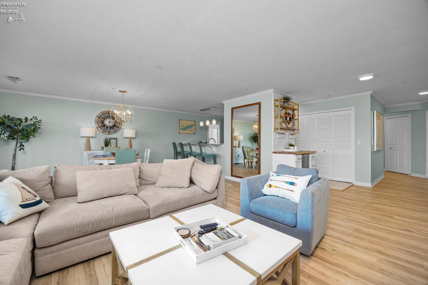 1526 NW Catawba Road