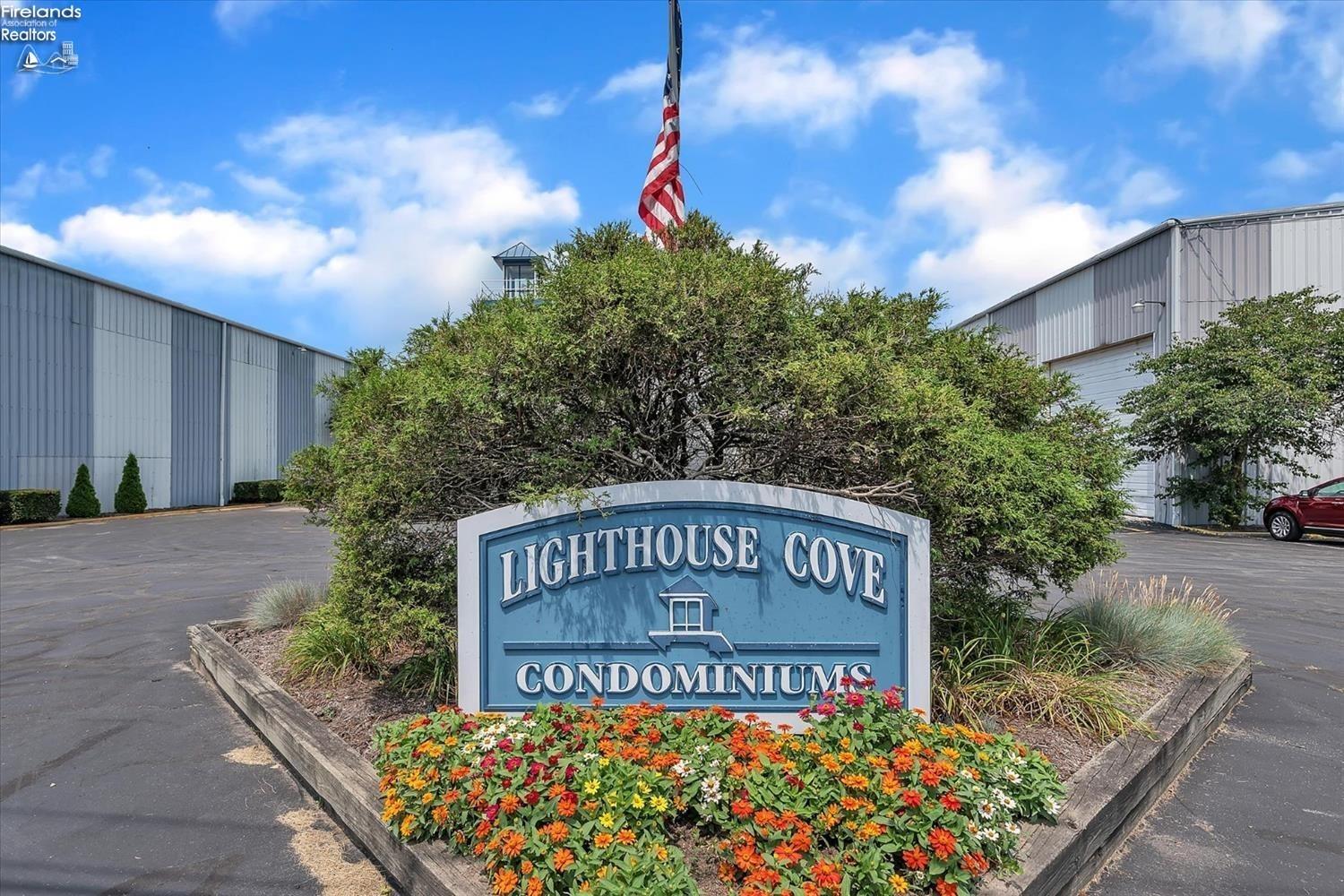 1526 NW Catawba Road