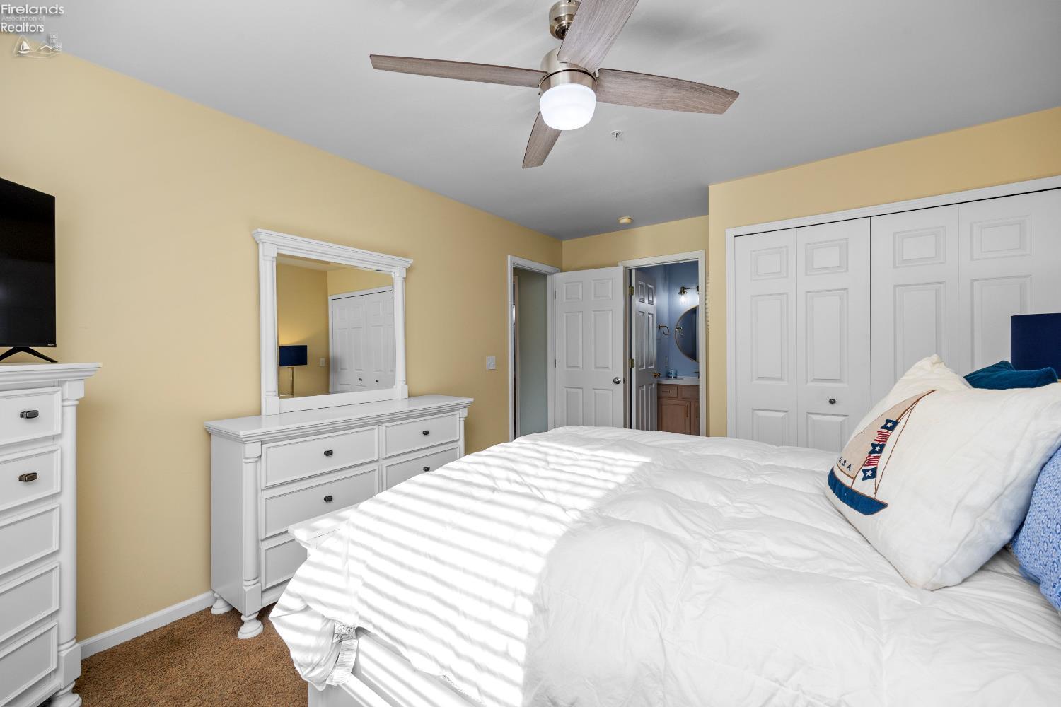 1526 NW Catawba Road