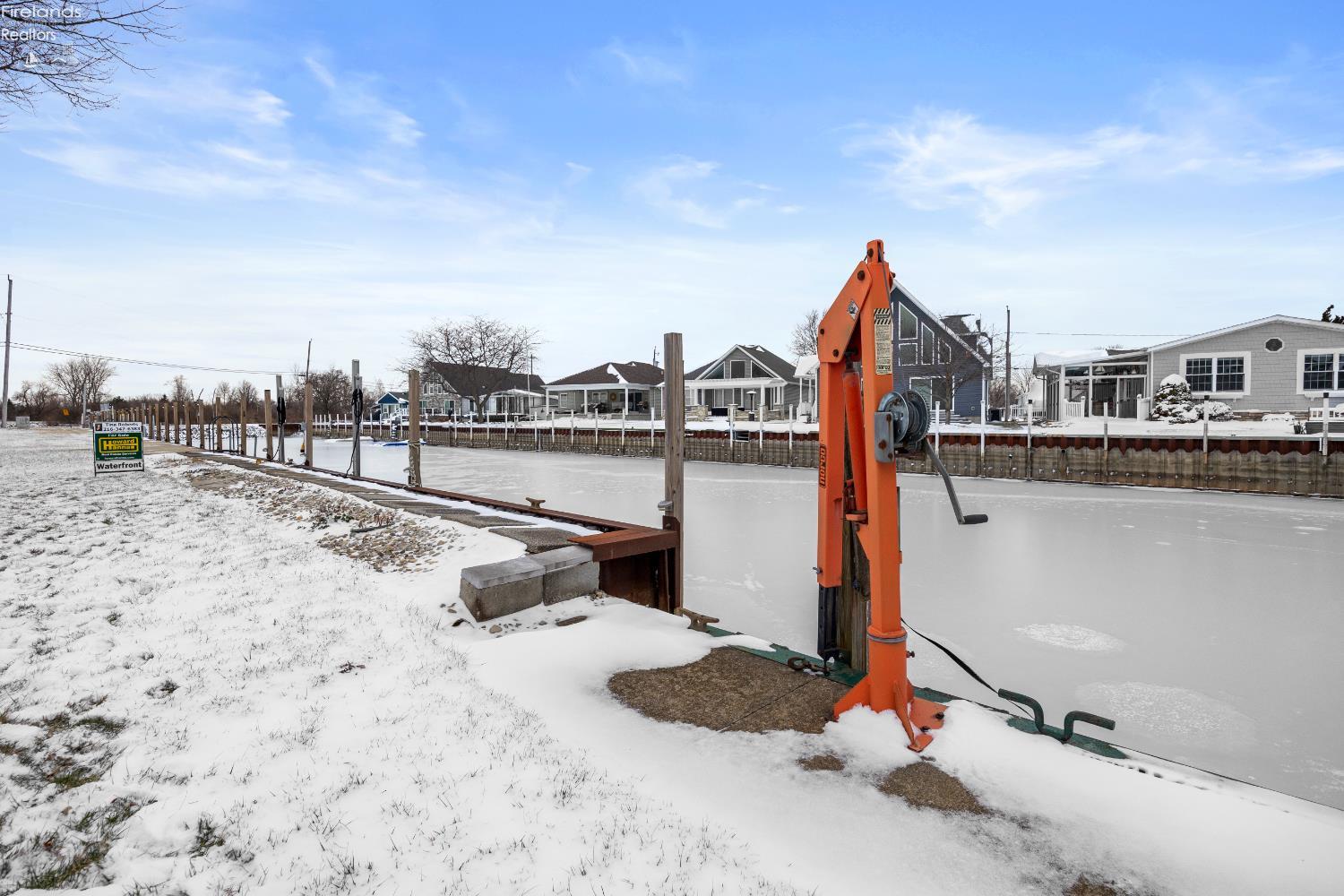 1560 N Starboard Avenue