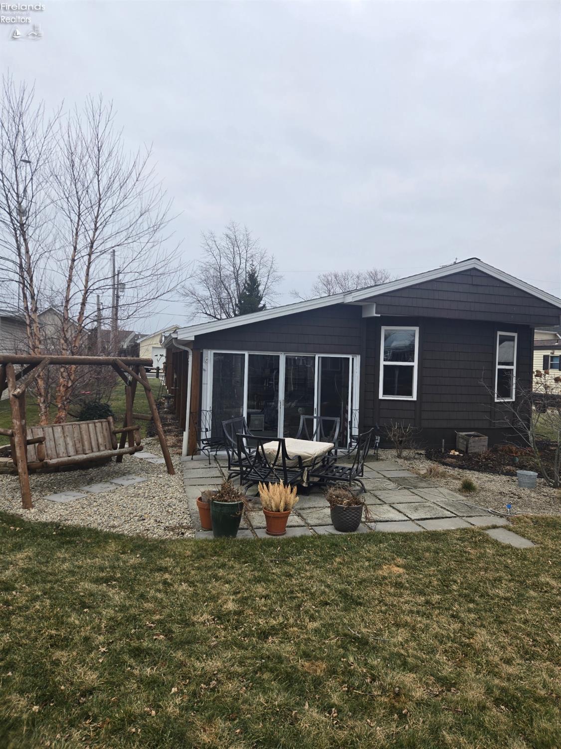 1560 N Starboard Avenue