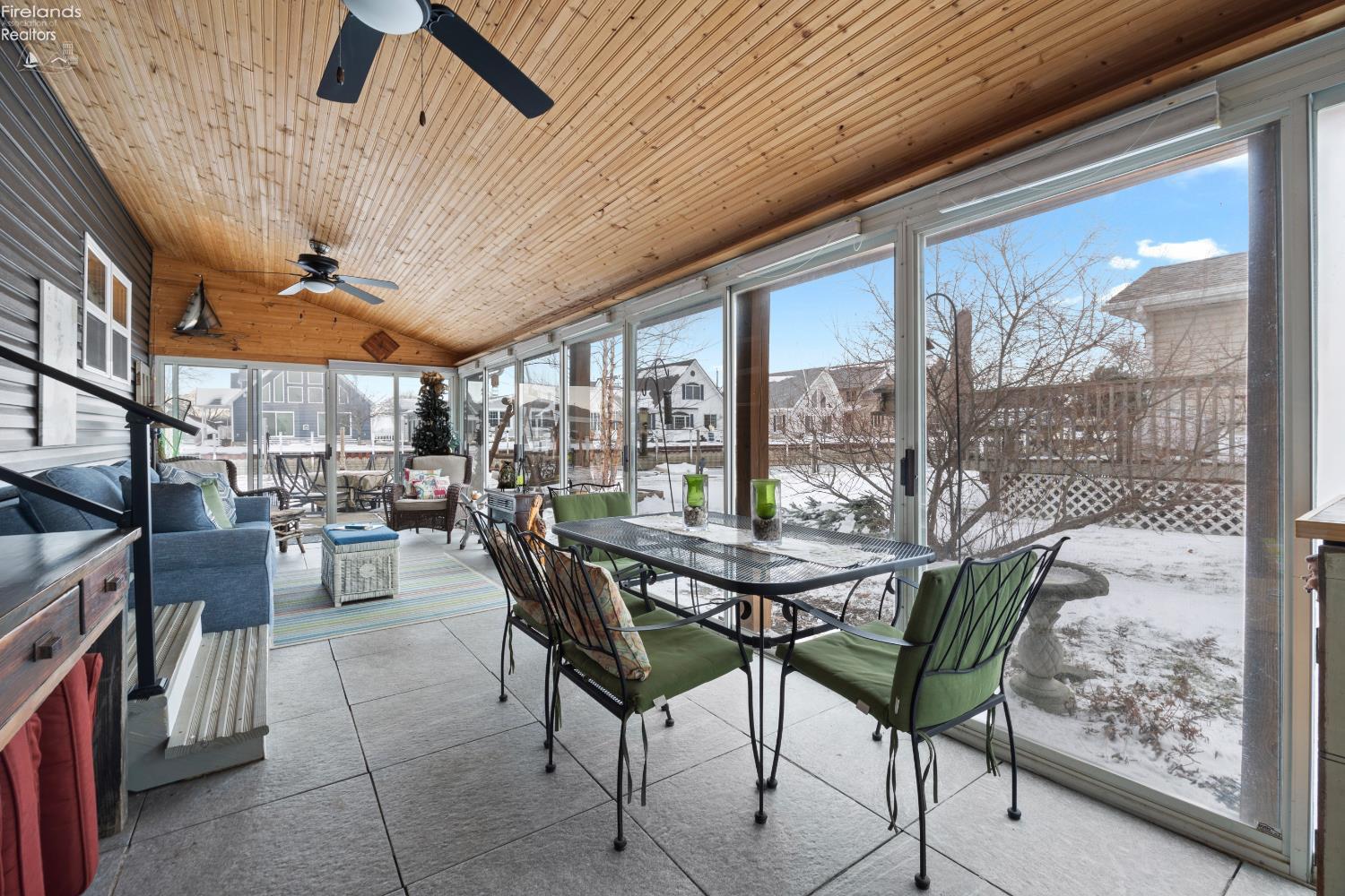 1560 N Starboard Avenue