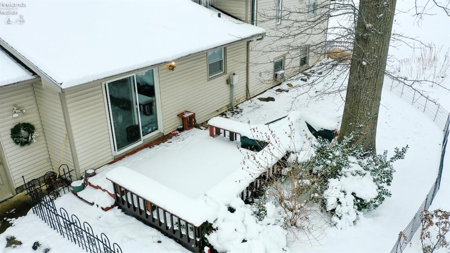 6016 Hill Road