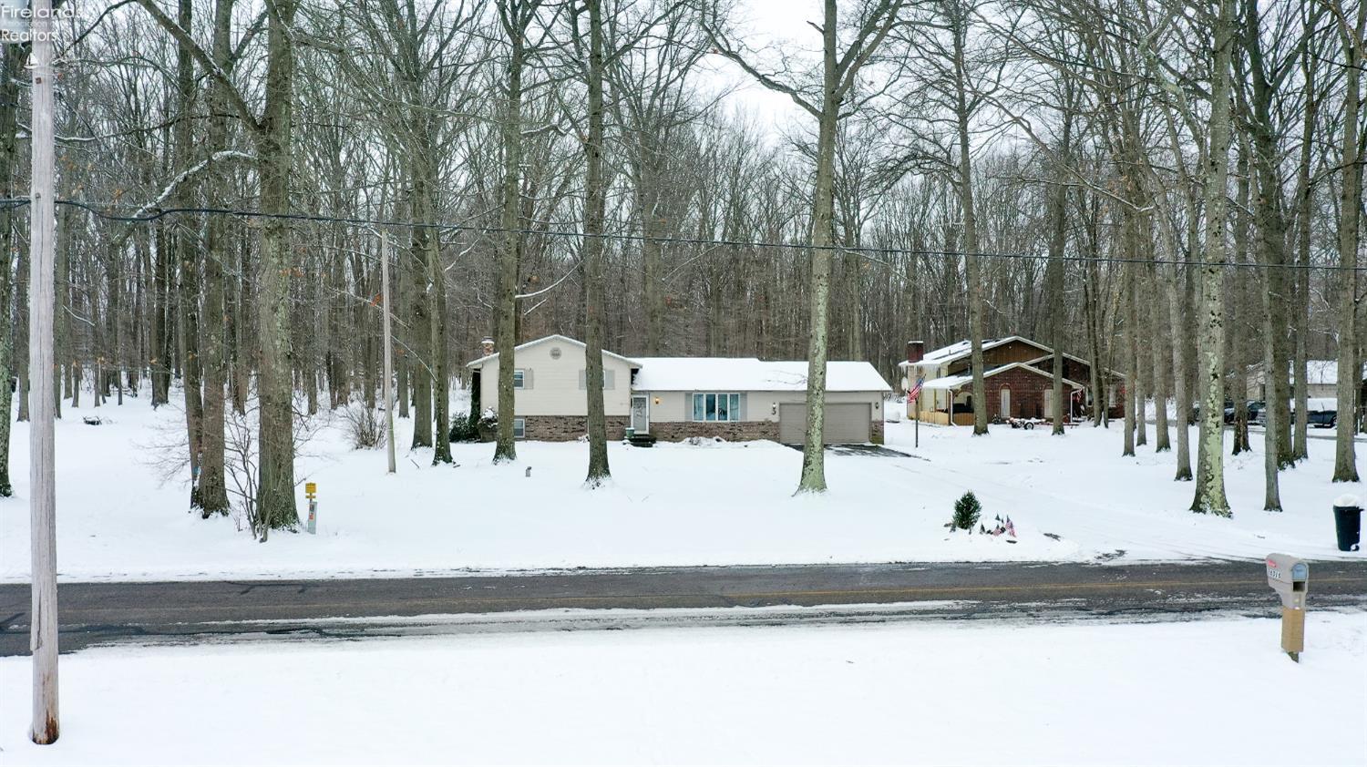 6016 Hill Road