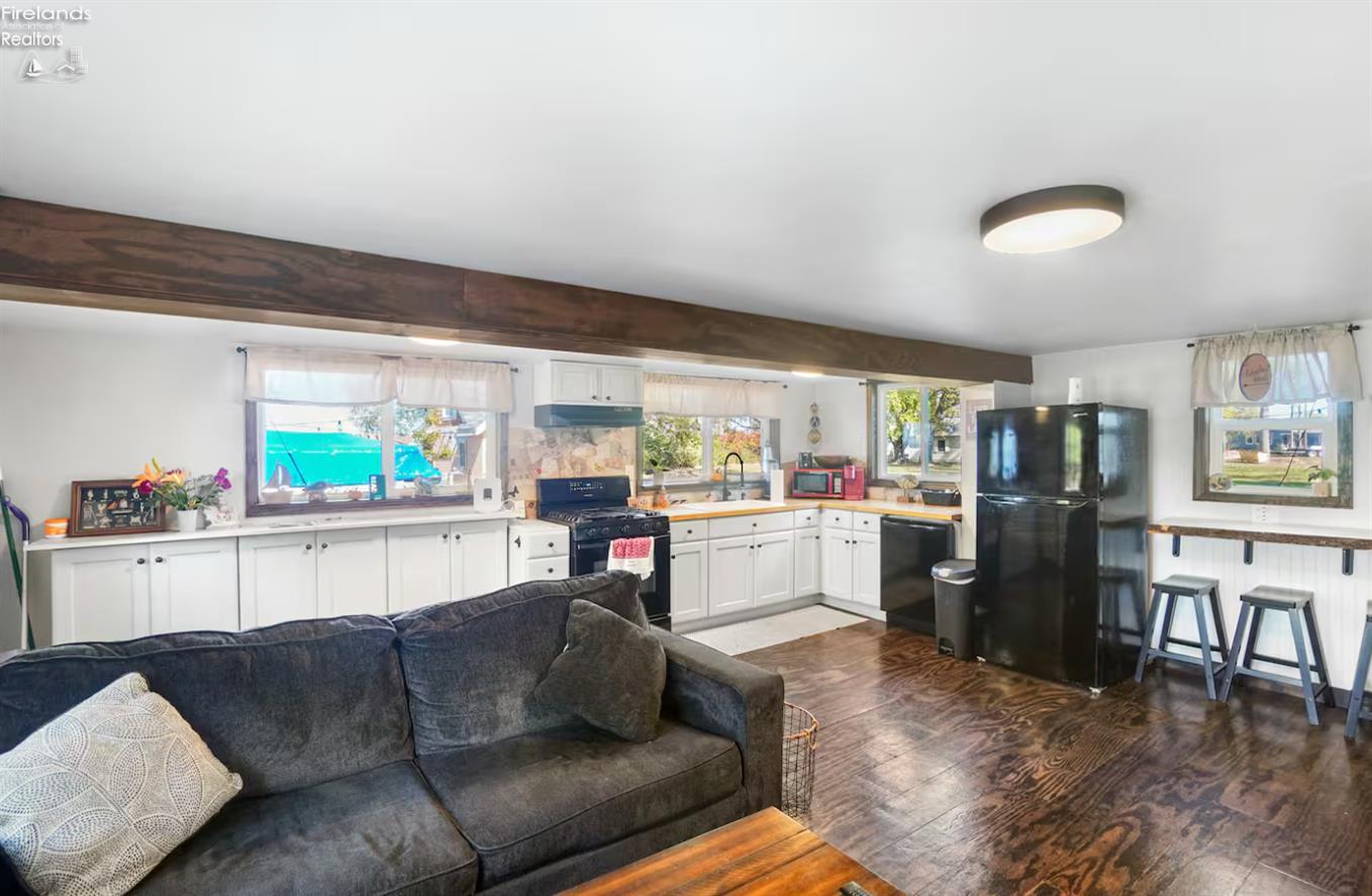 4422 Bayshore Road