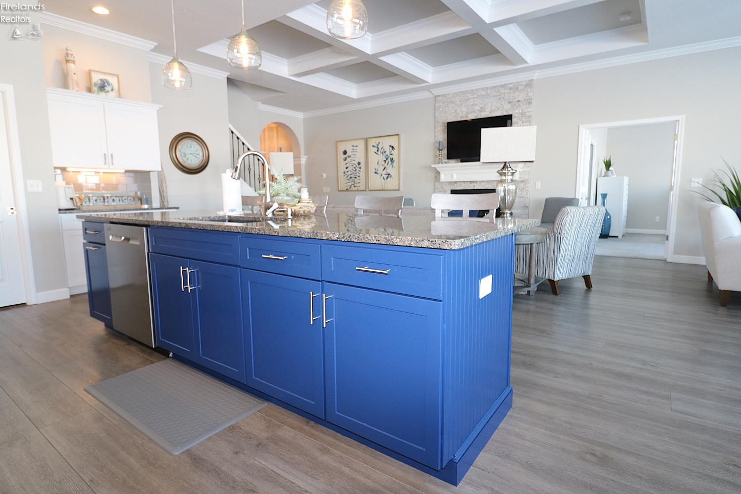 65 Grassland Circle