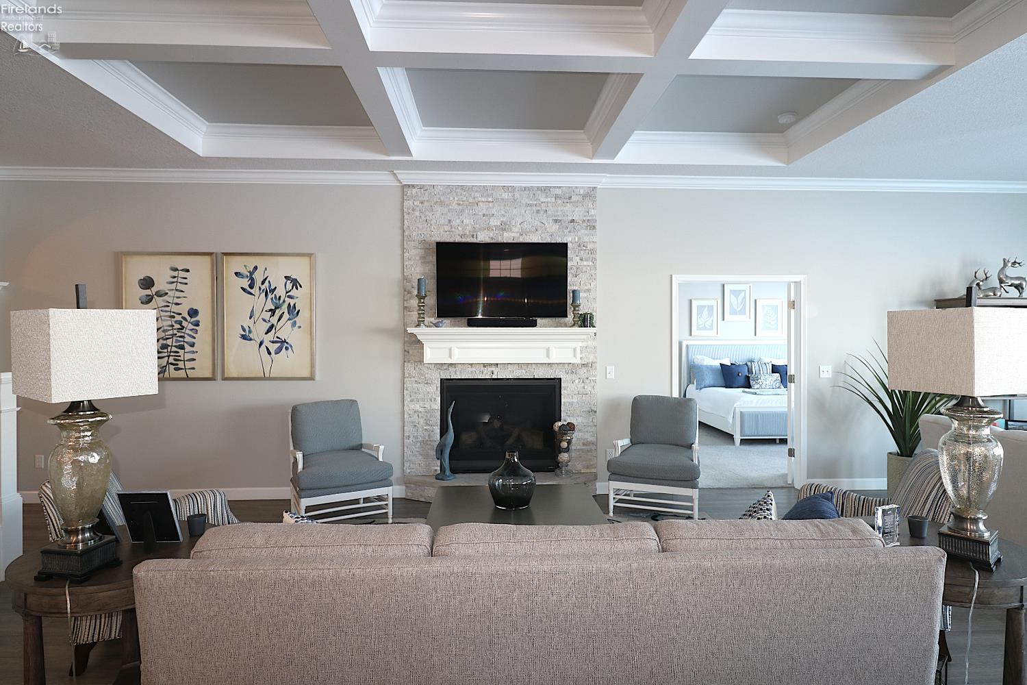 65 Grassland Circle