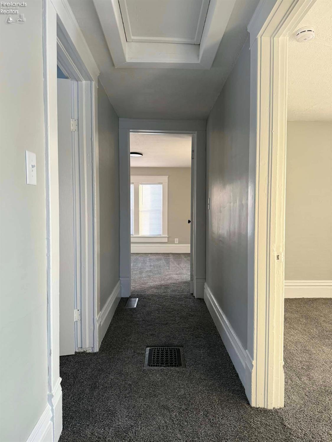 6991 W Lakeshore Drive