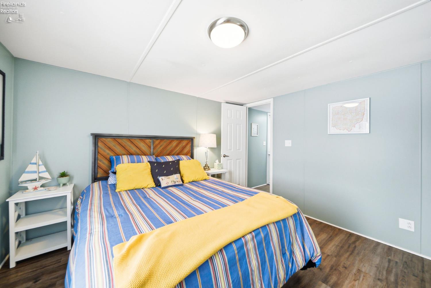 3800 W Lakeshore Drive