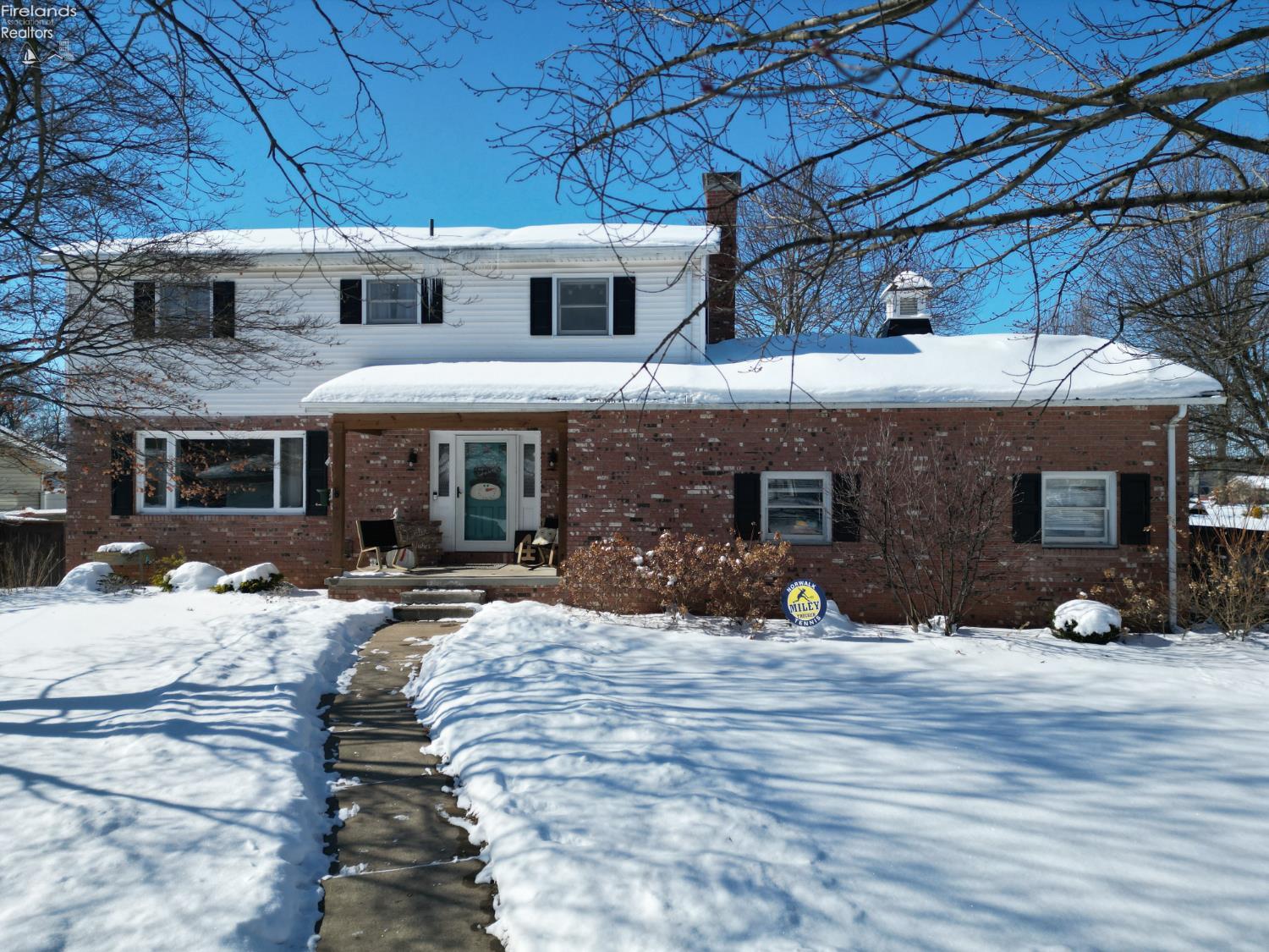 4 Oakfield Avenue