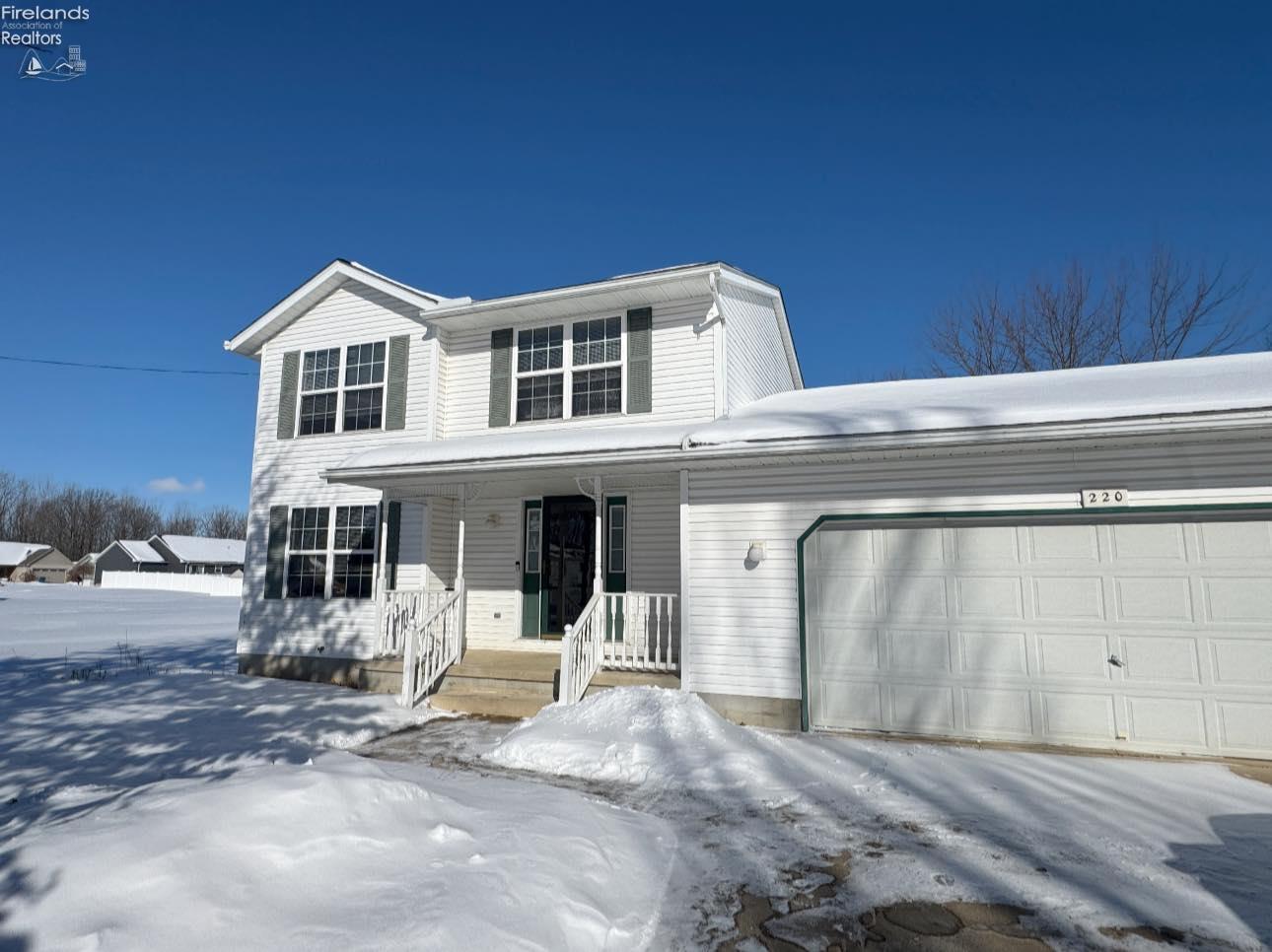 220 Woodland