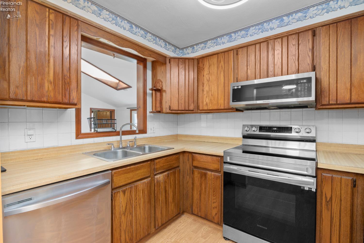 757 W Martin Ave.
