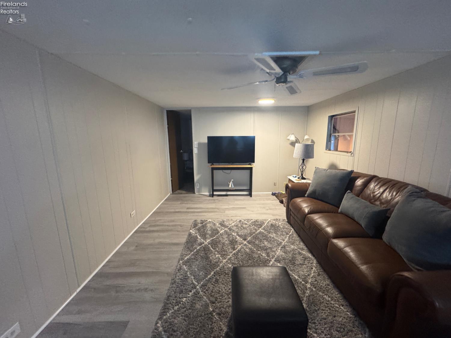 999 N Buck Road 38