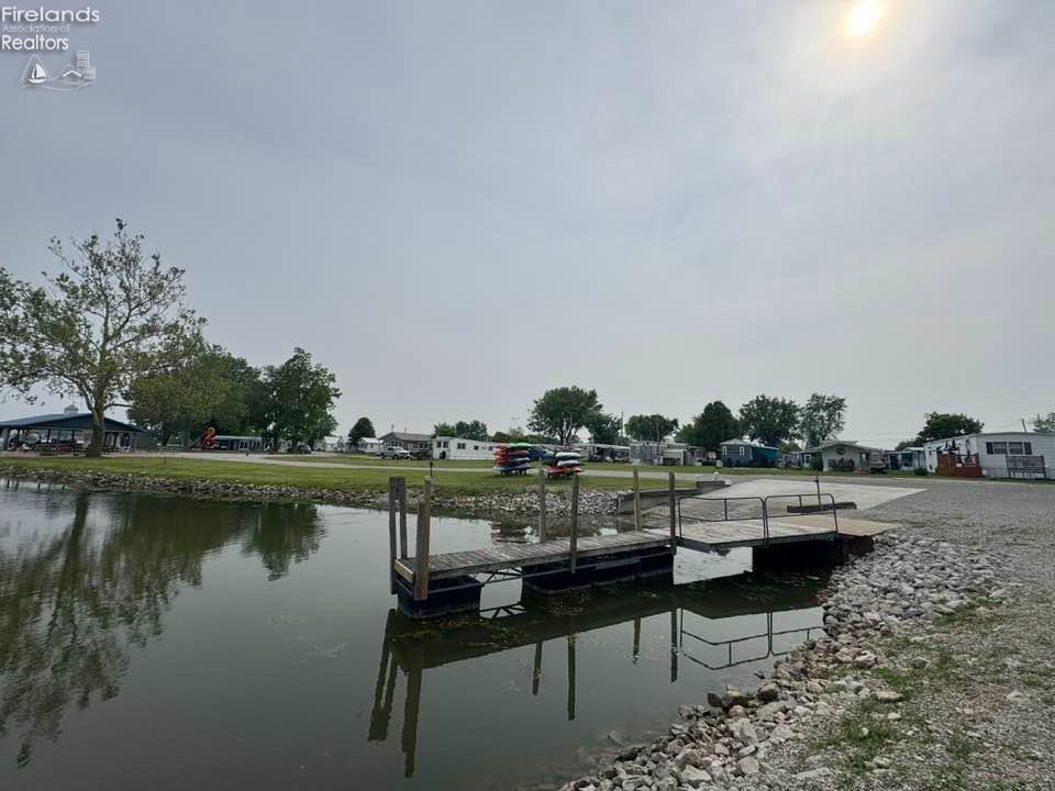 999 N Buck Road 38
