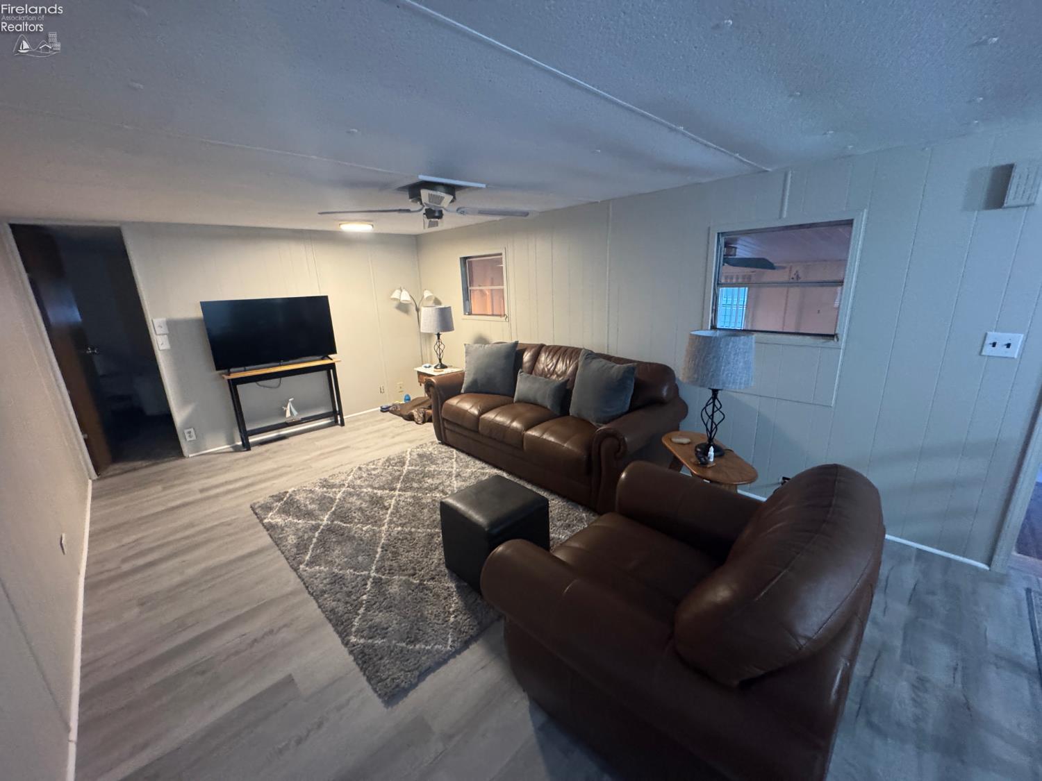 999 N Buck Road 38