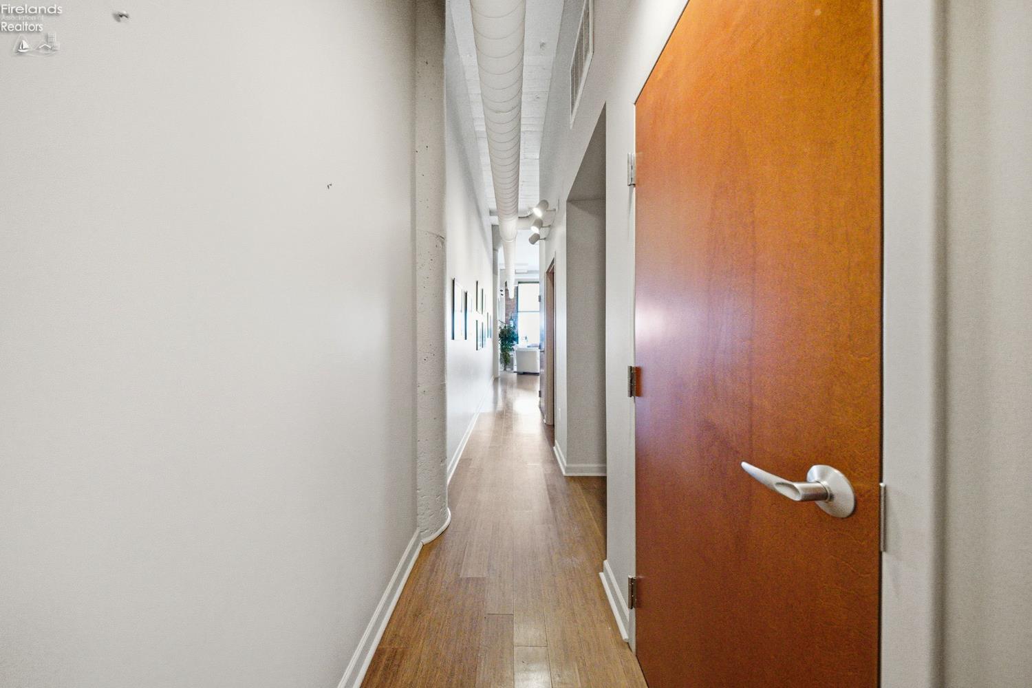 401 W Shoreline Drive 267