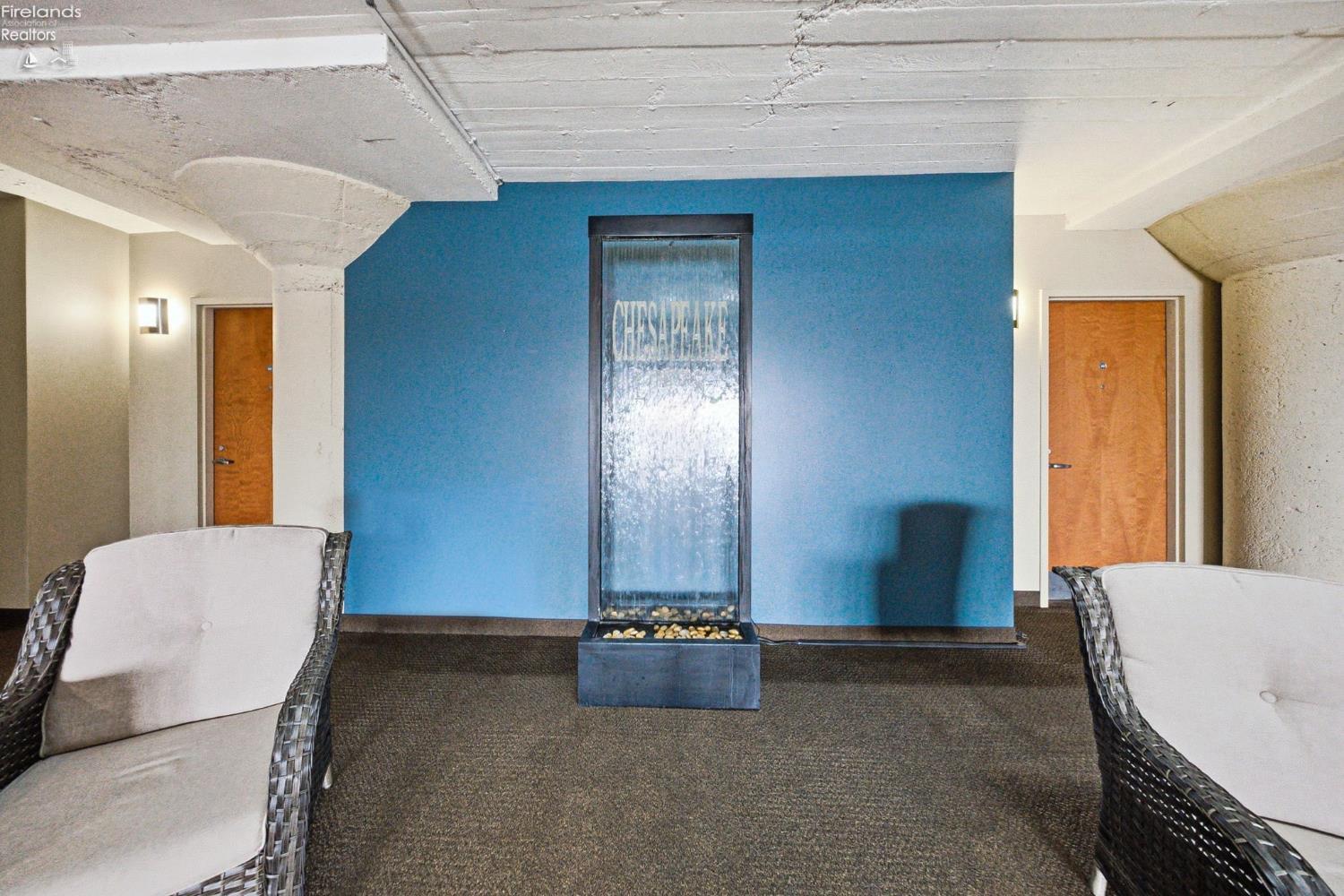 401 W Shoreline Drive 267