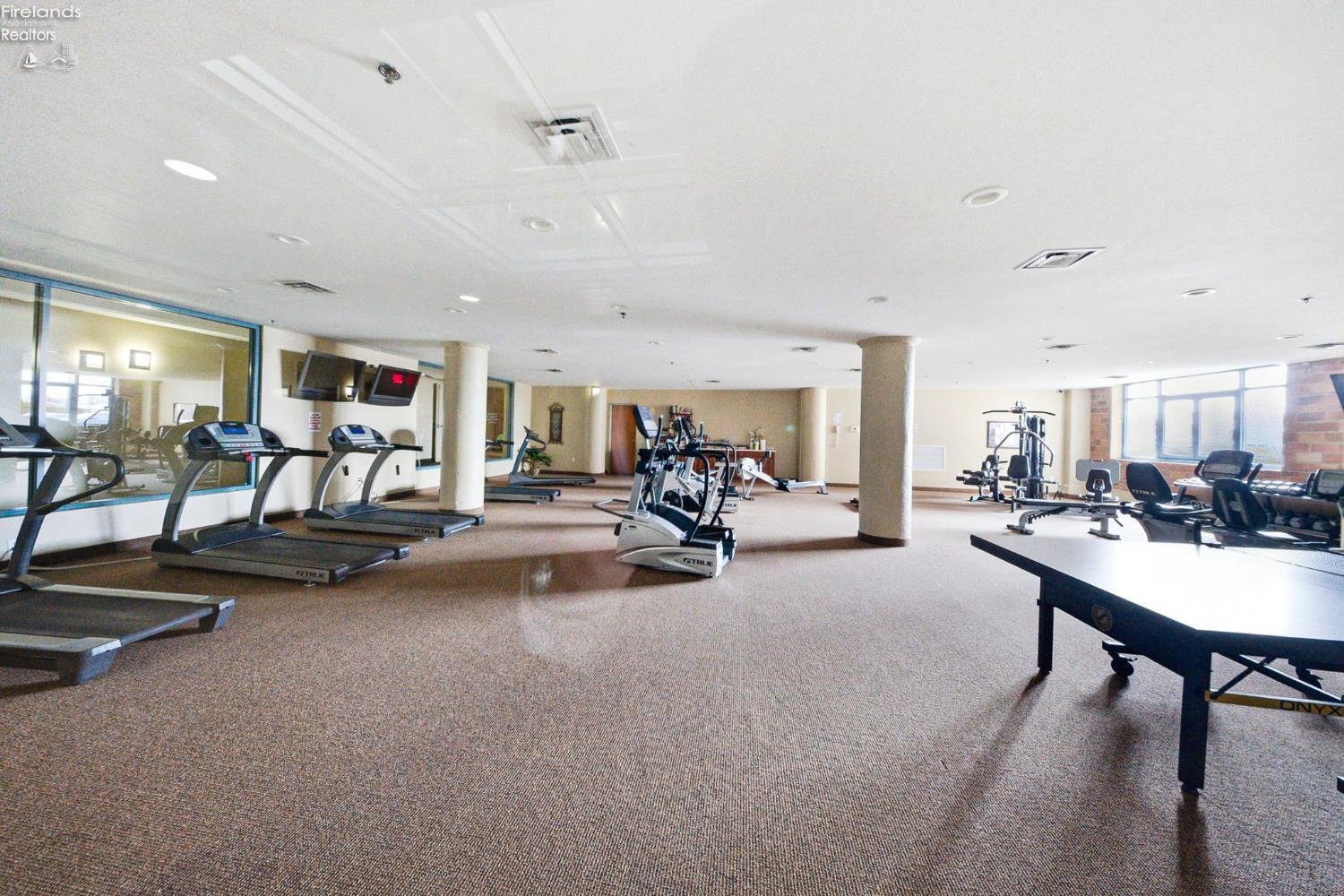 401 W Shoreline Drive 267