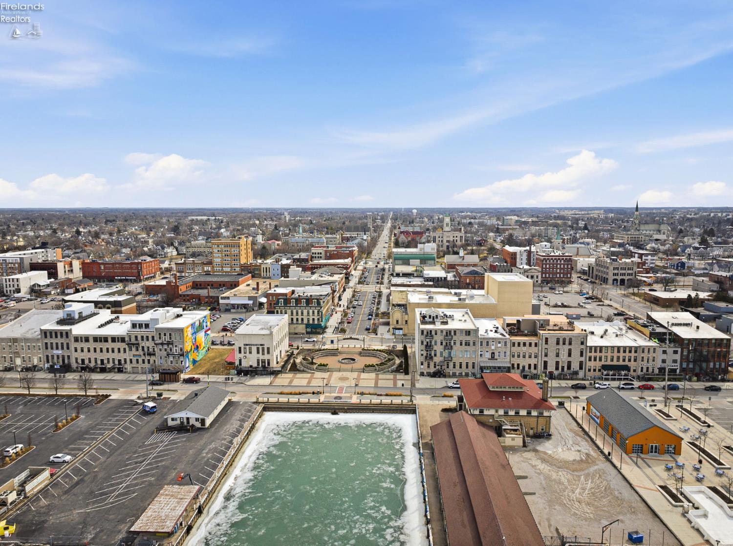 401 W Shoreline Drive 267