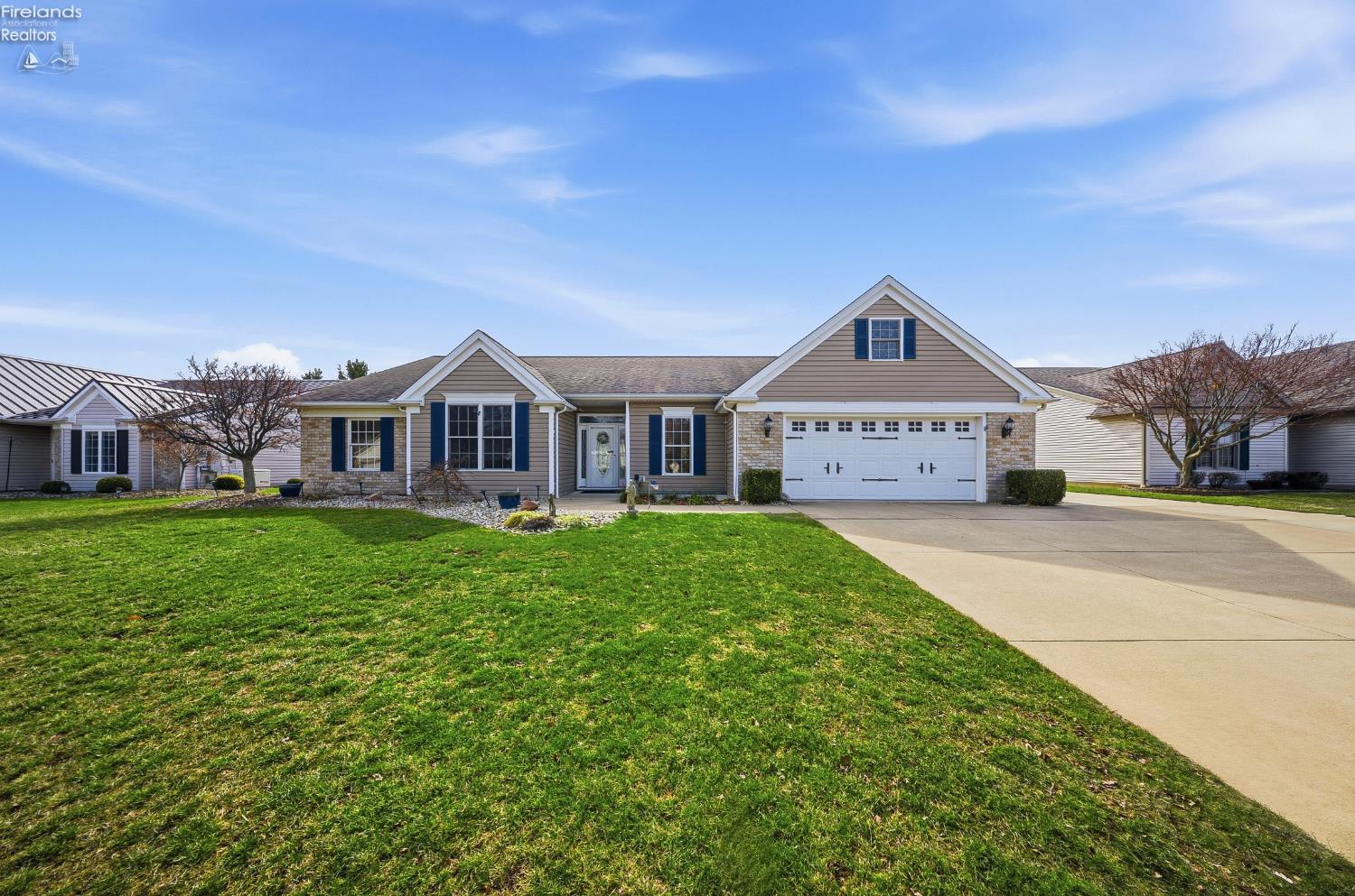 28 Amber Way