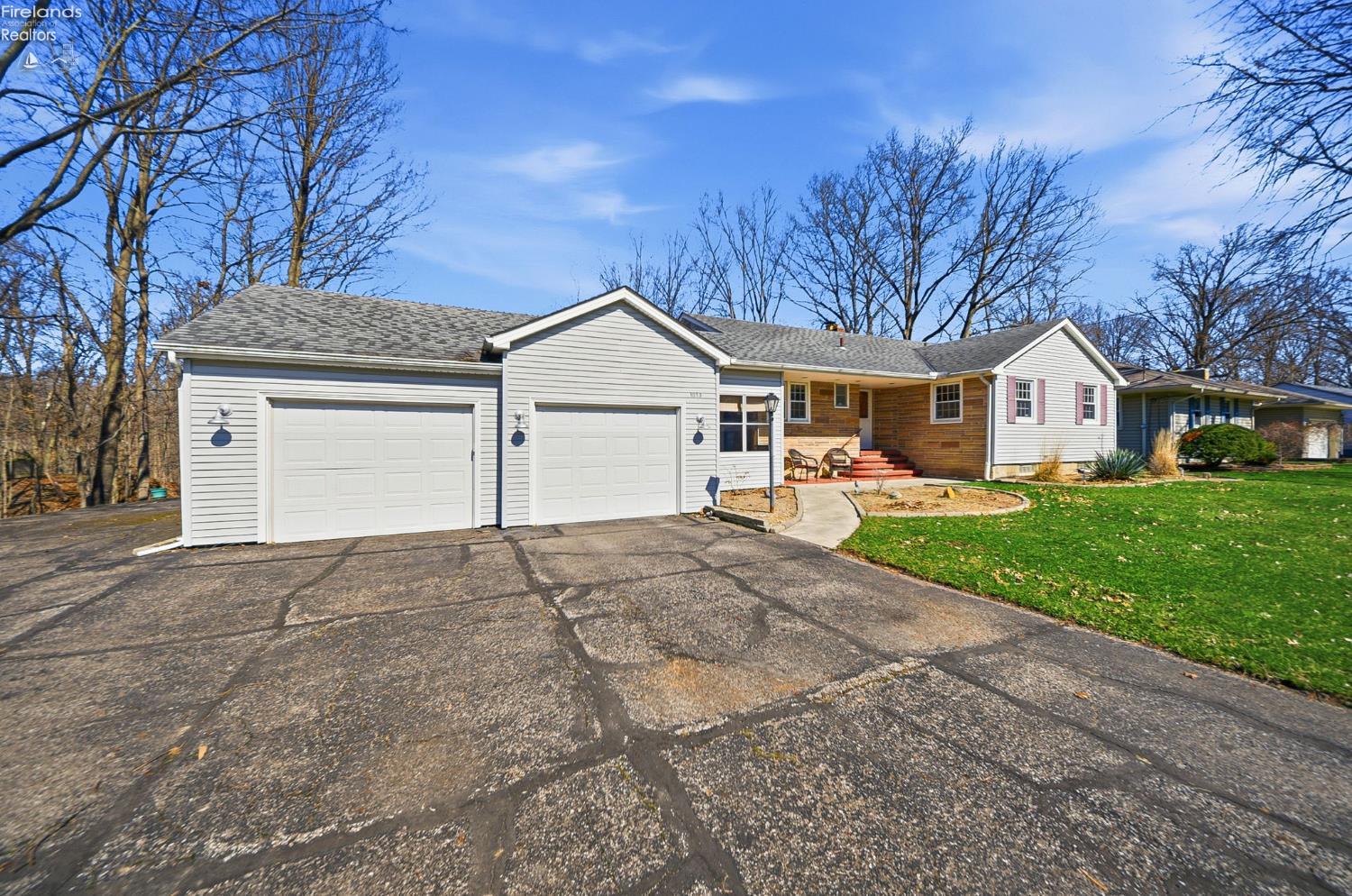 1073 Rosealee Ave.