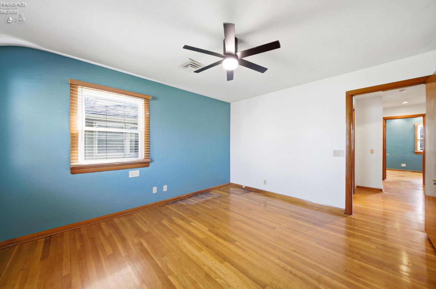 1073 Rosealee Ave.
