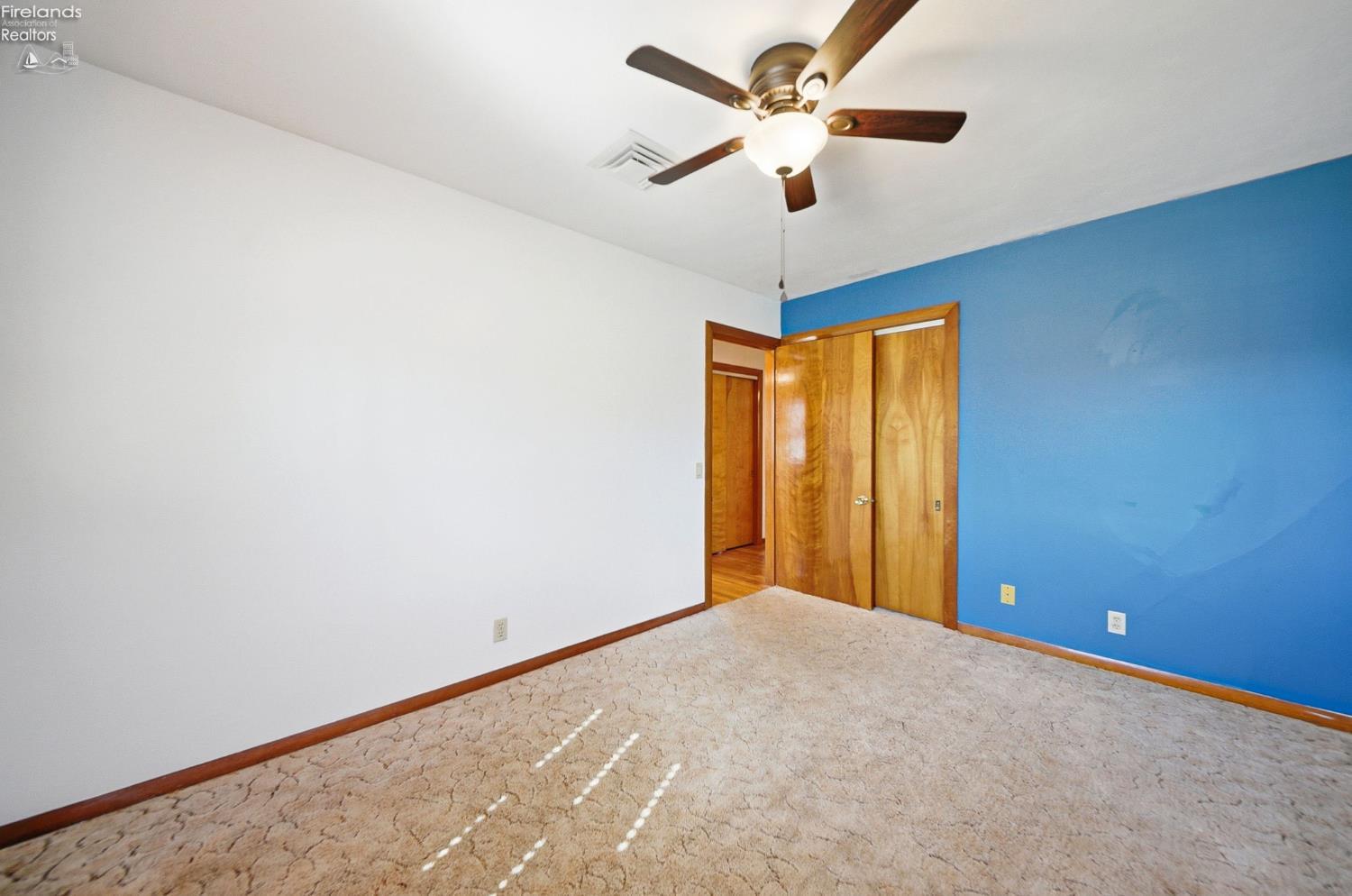 1073 Rosealee Ave.
