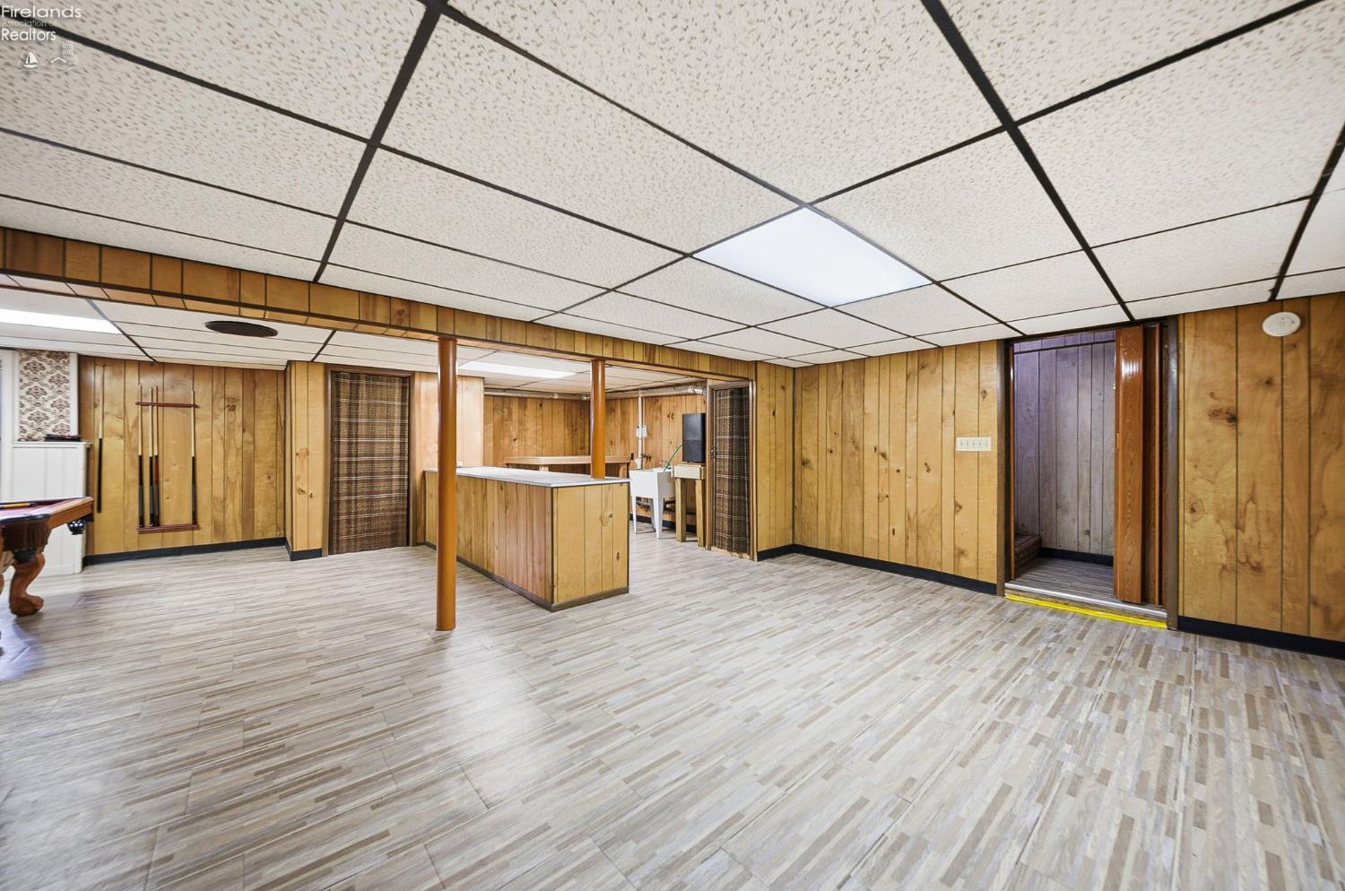 1073 Rosealee Ave.